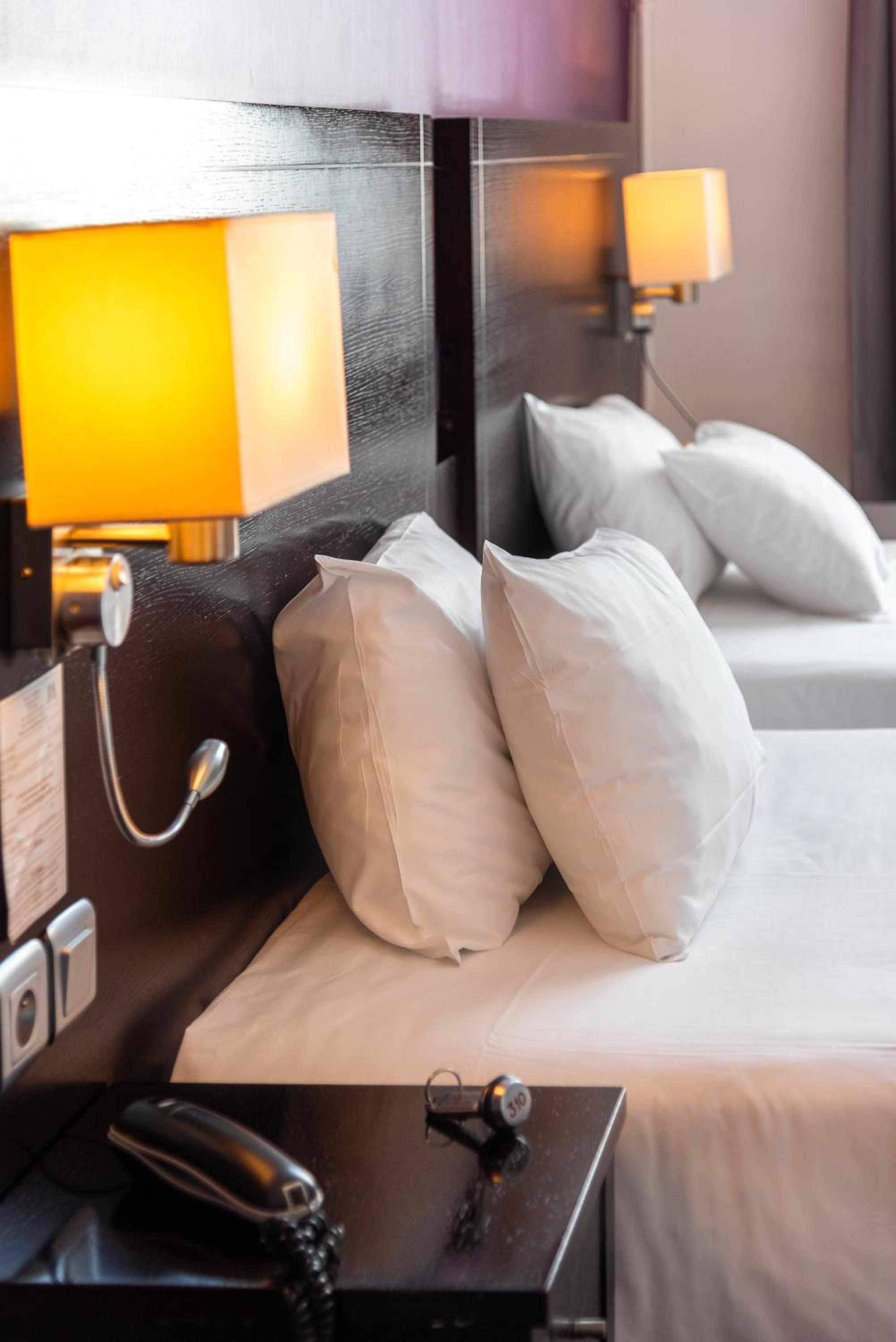 Comfort Twin Room - Photo 16