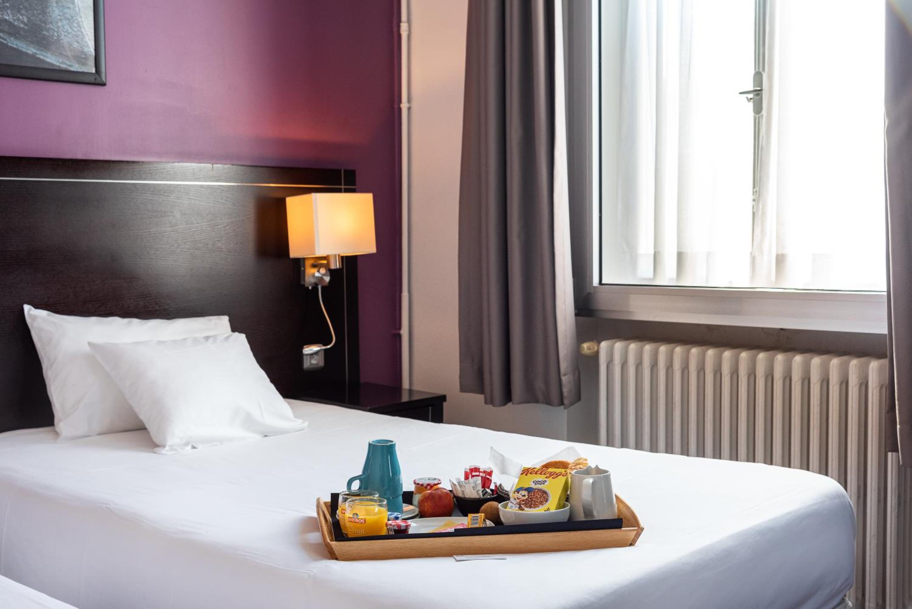 Classic Double Room - Photo 16