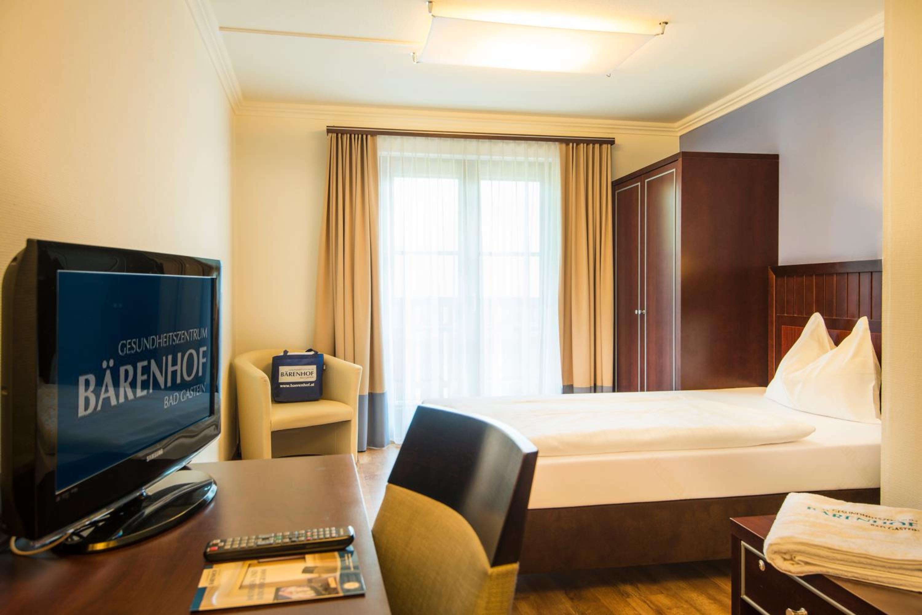 Budget Double Room photo 1
