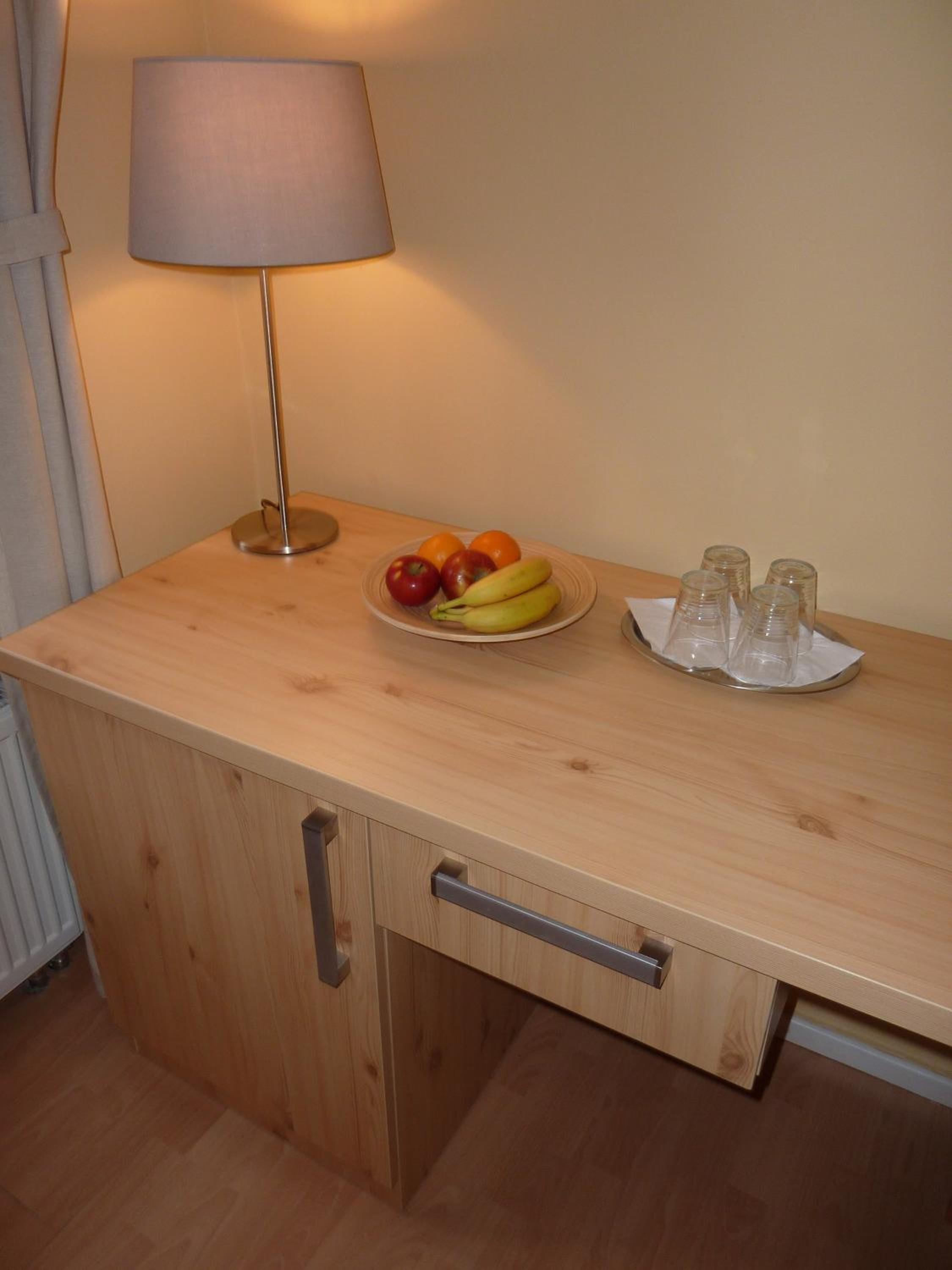 Family Room - Photo 6