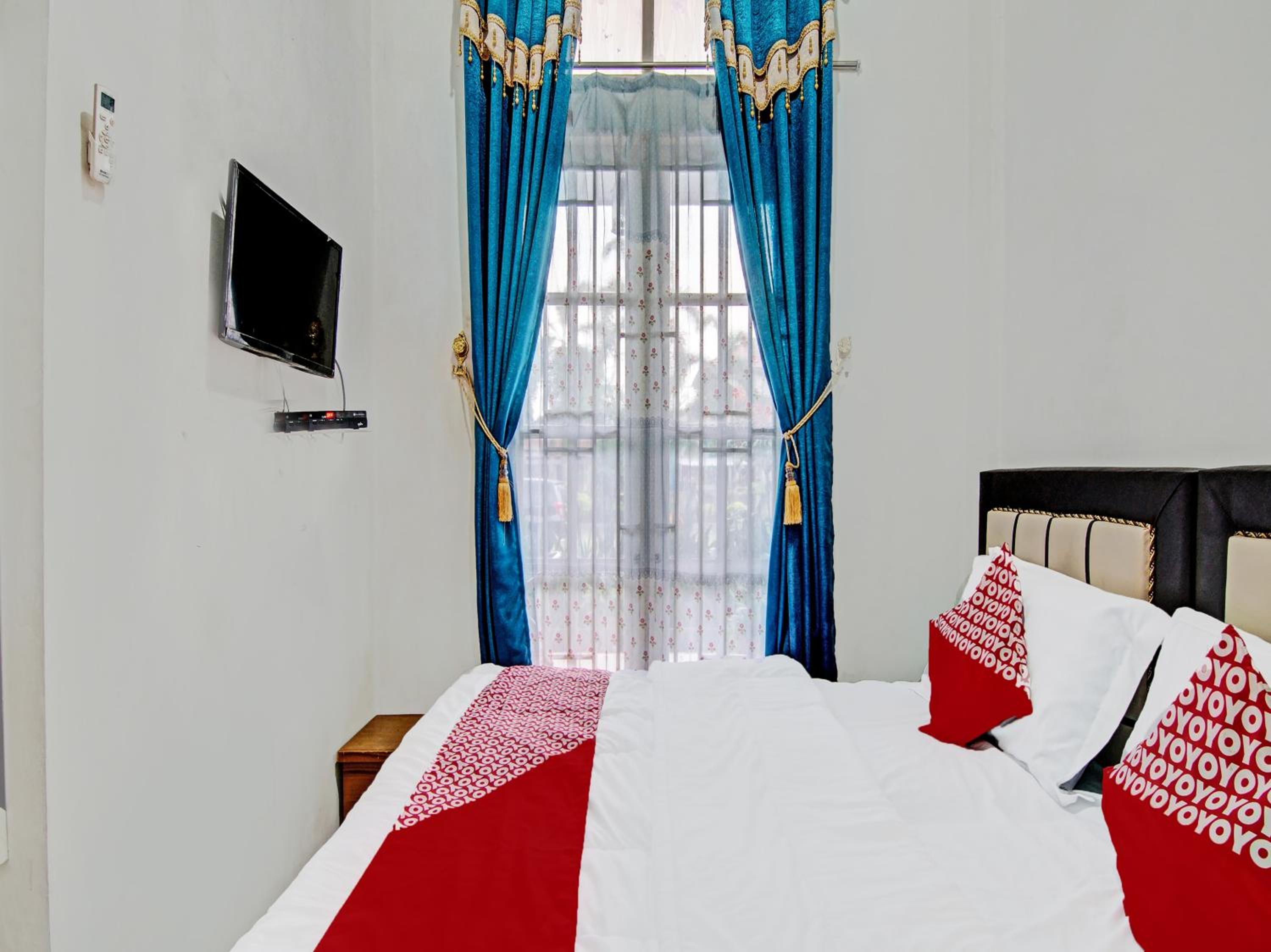 Deluxe Double Room photo 2