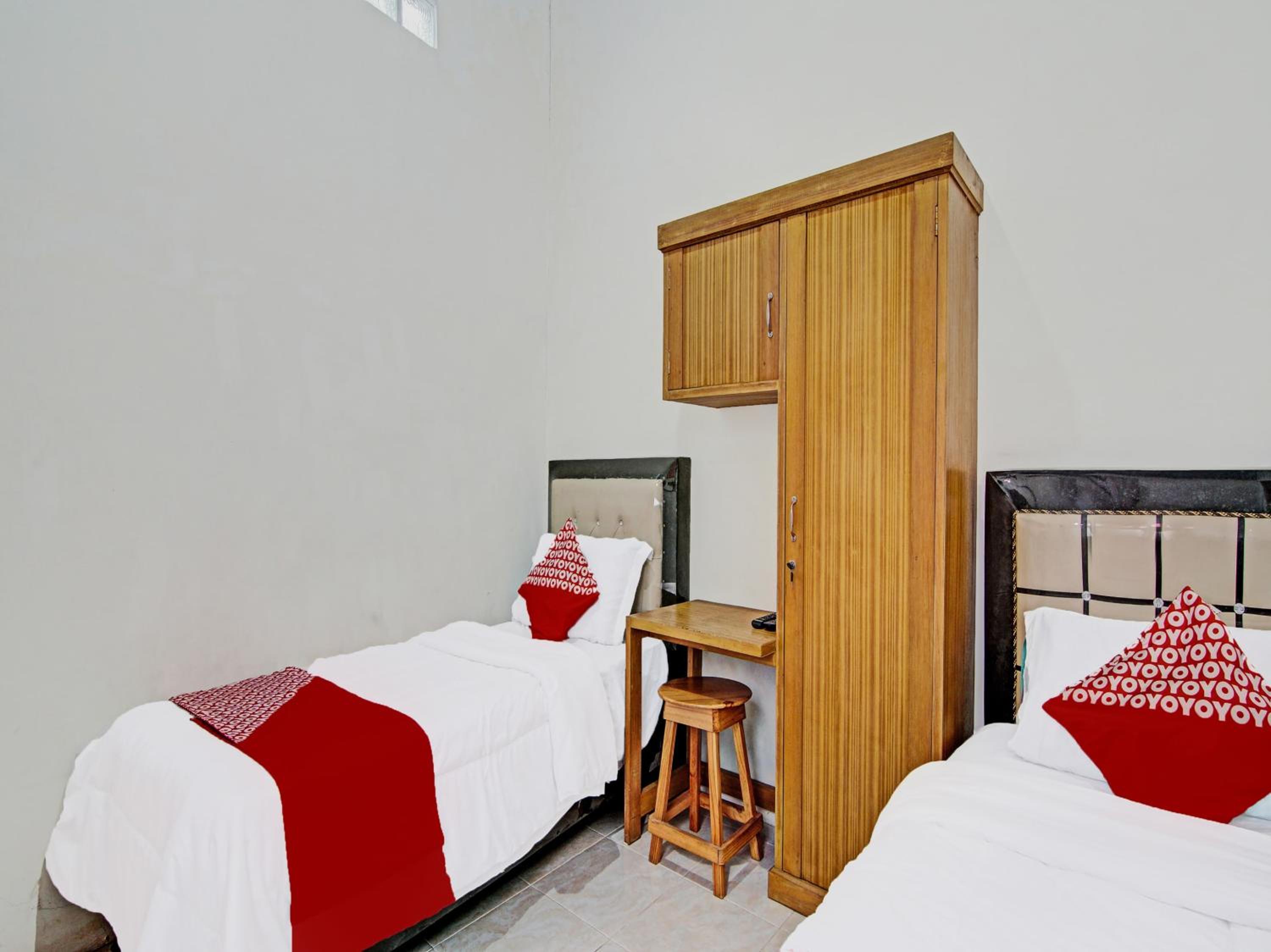 Delxue Twin Room photo 1