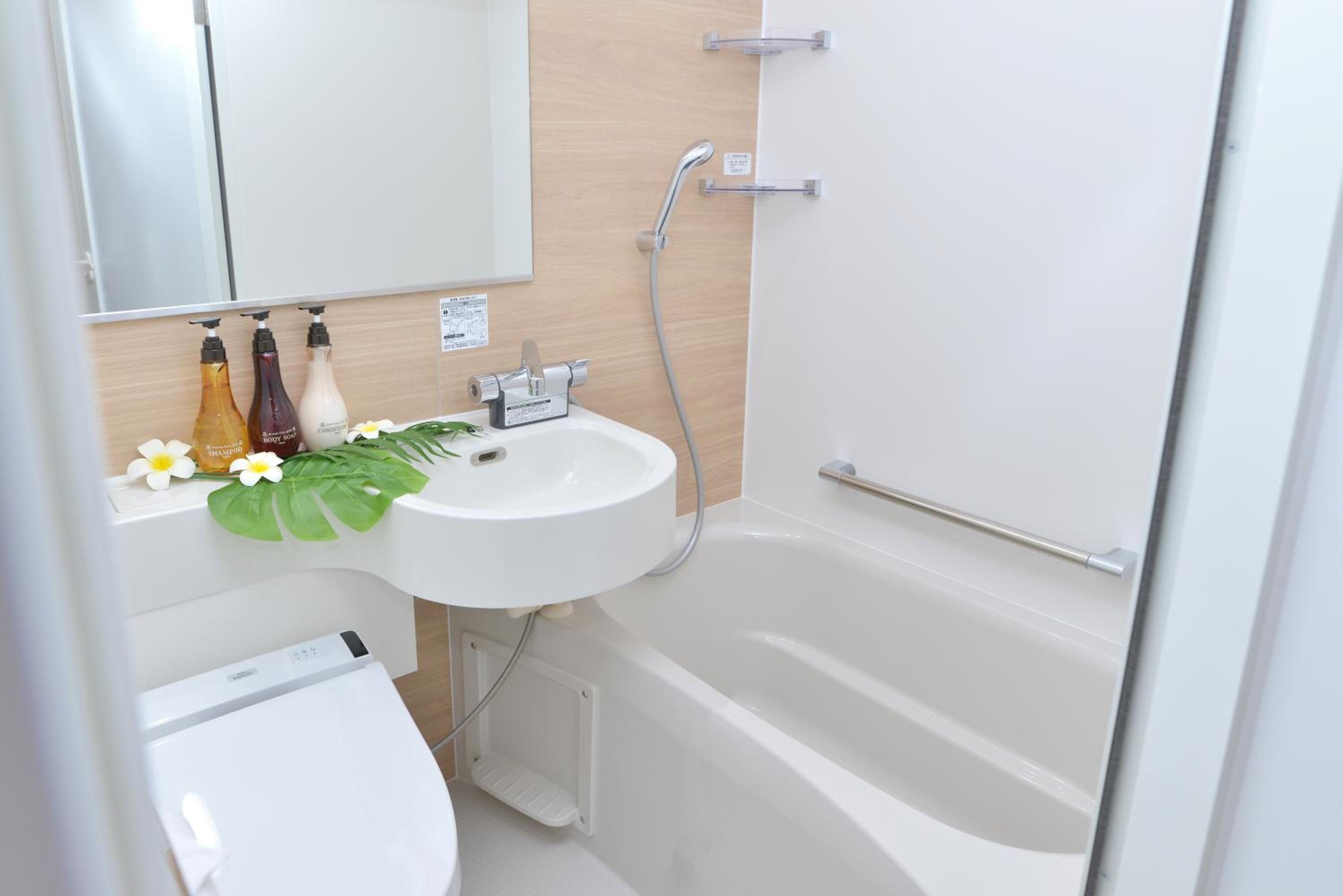 Standard Twin Room - Non-Smoking - Premium Floor - Photo 12