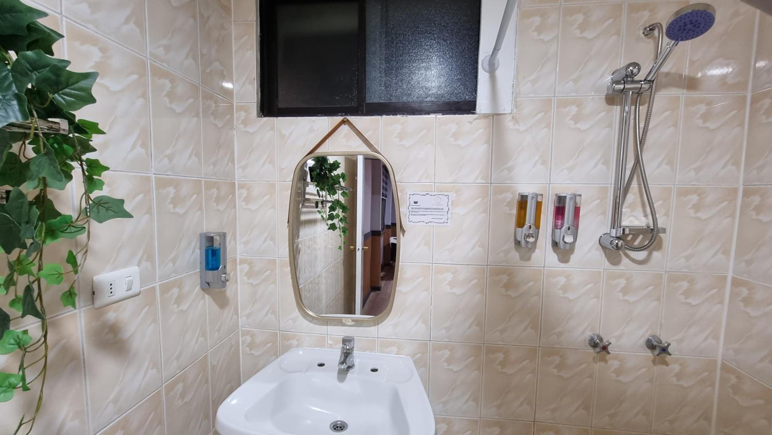 Deluxe Suite with Spa Bath photo 1
