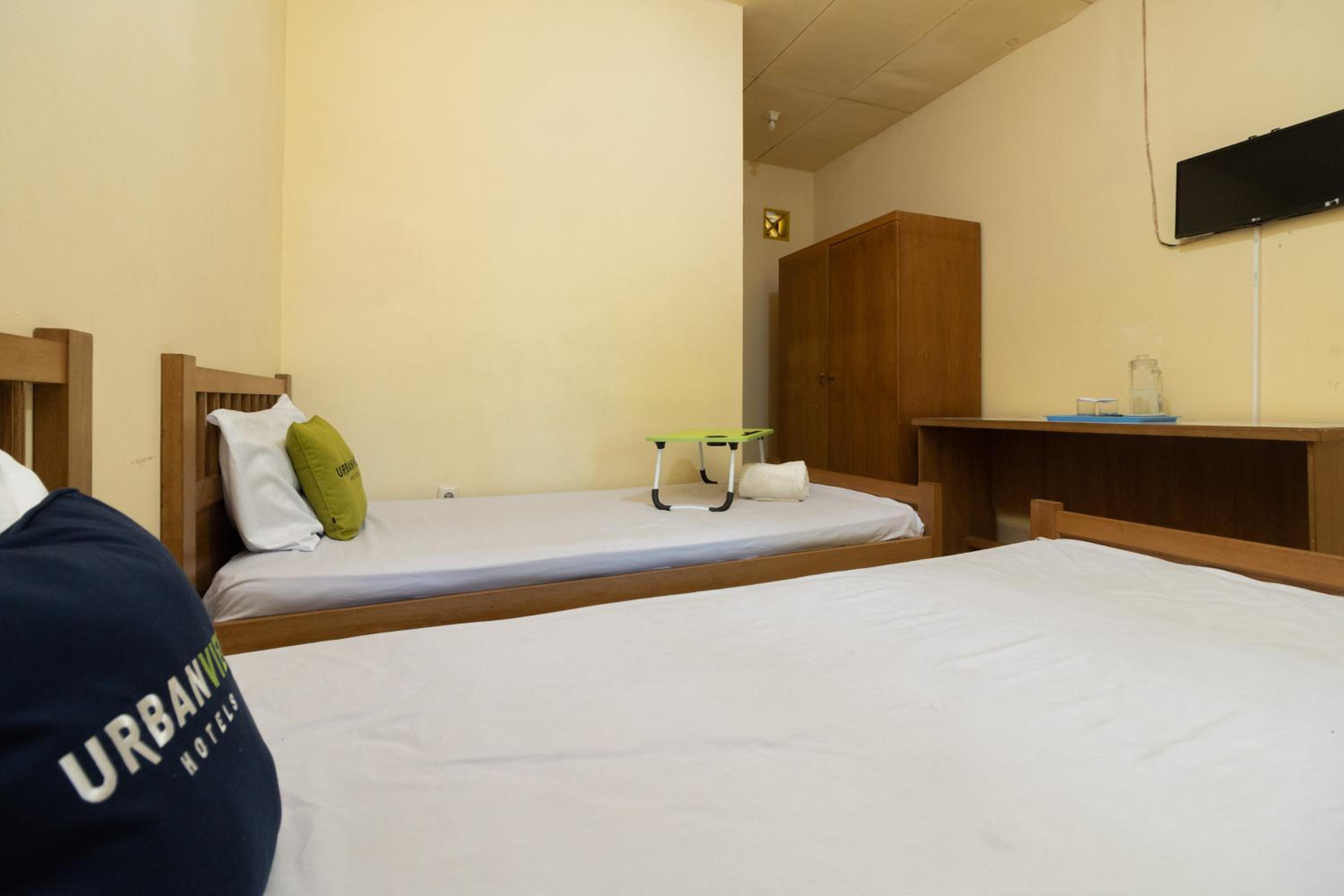 Superior Twin Room - Photo 1