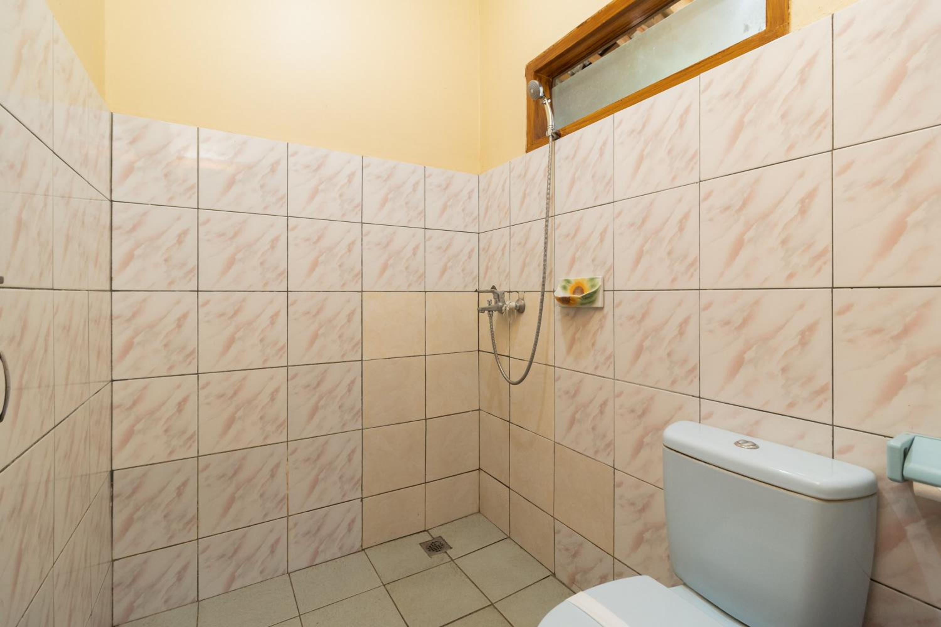 Economy Twin Room
