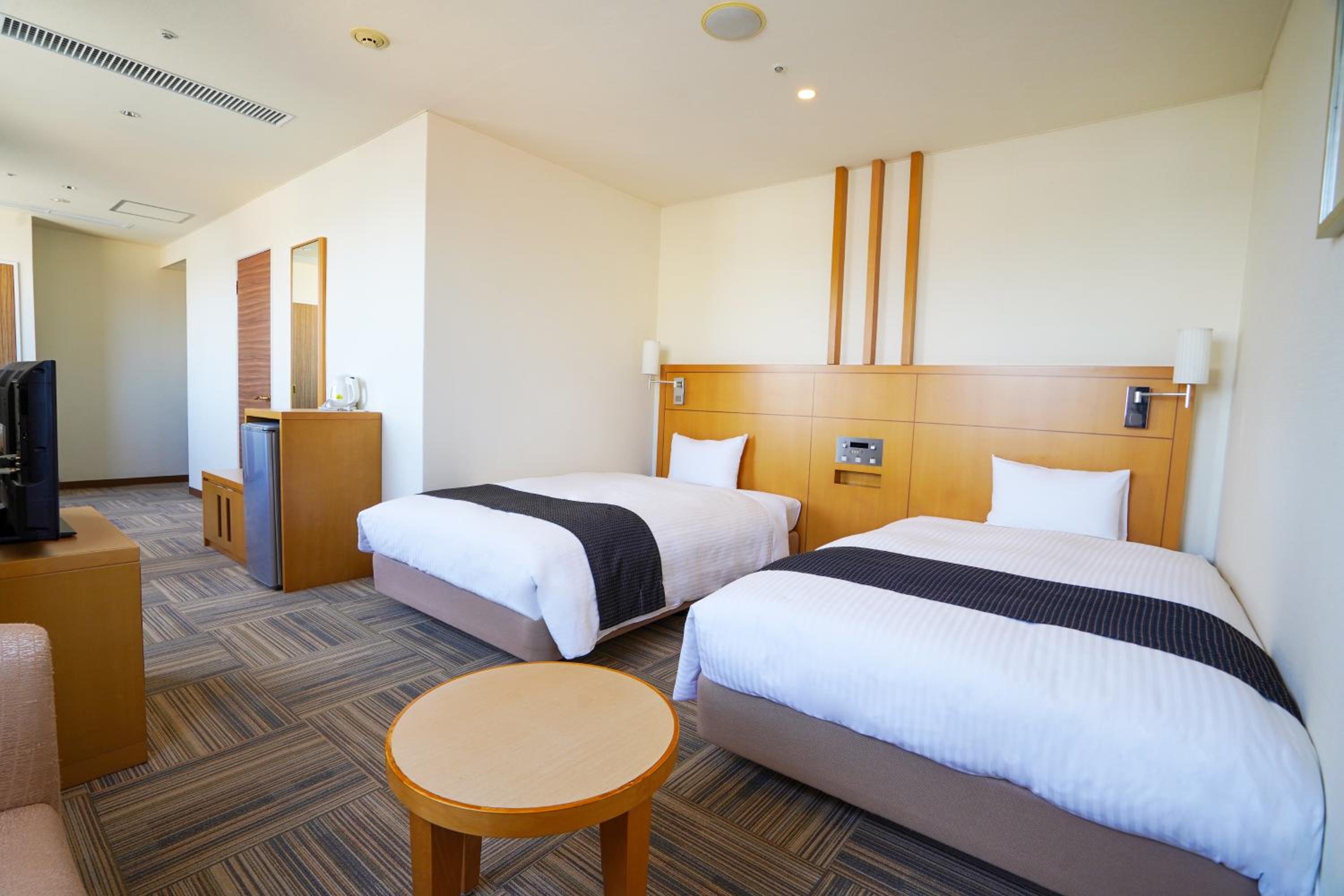 Deluxe Twin Room - Non-Smoking - Photo 1