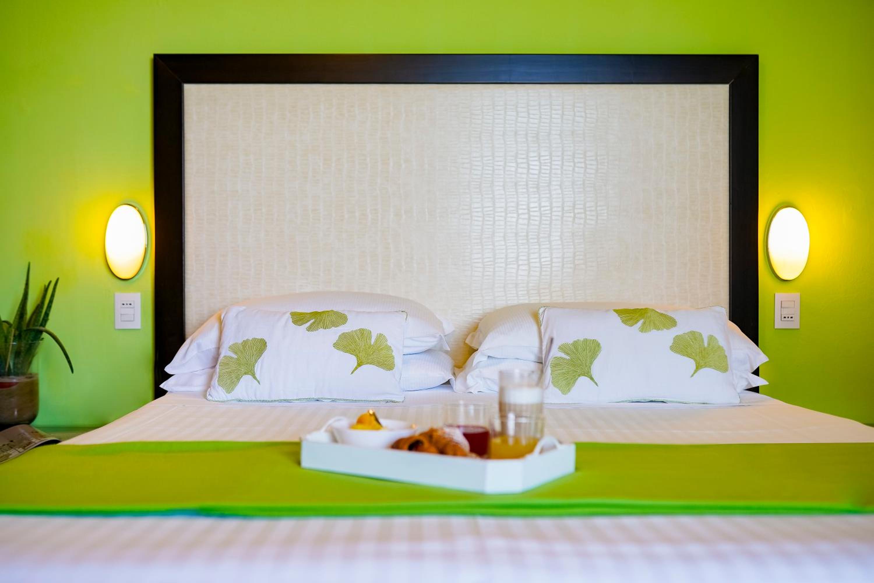 Double Room - Photo 7