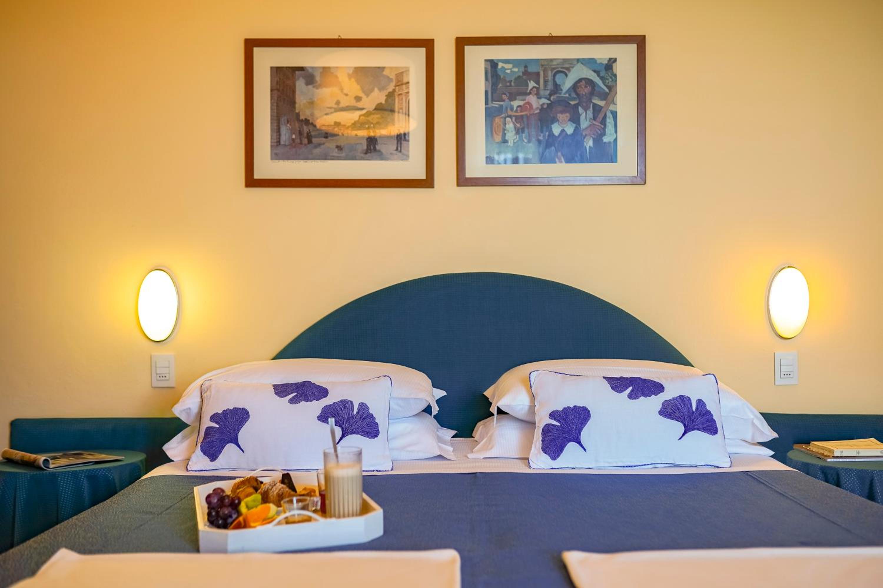 Double Room - Photo 5