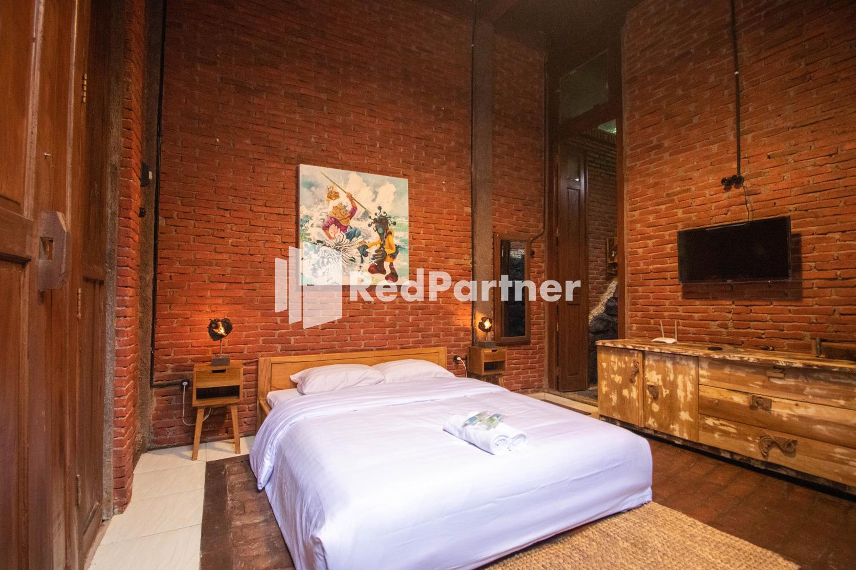 Economy Double Room