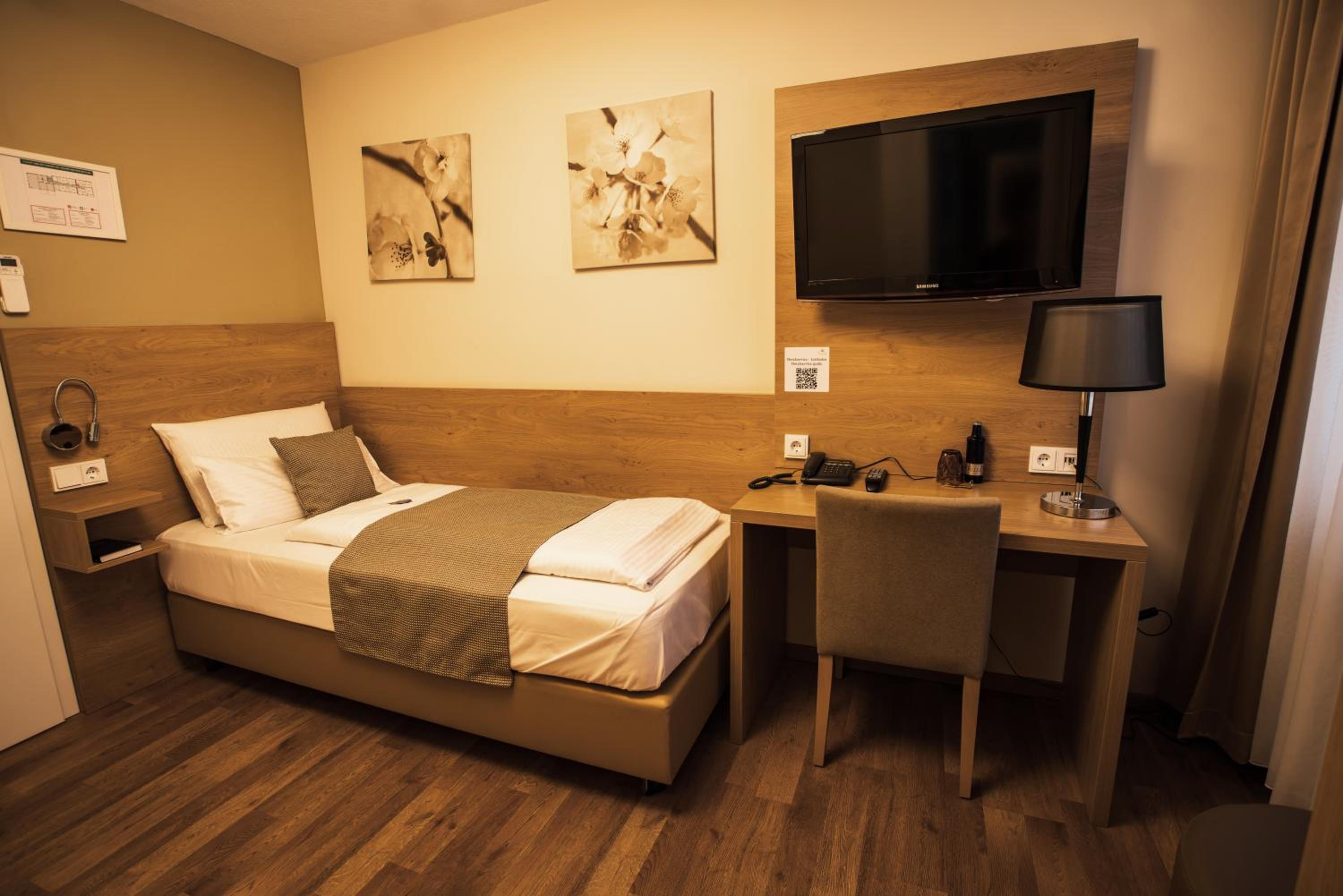 Single Room photo 1