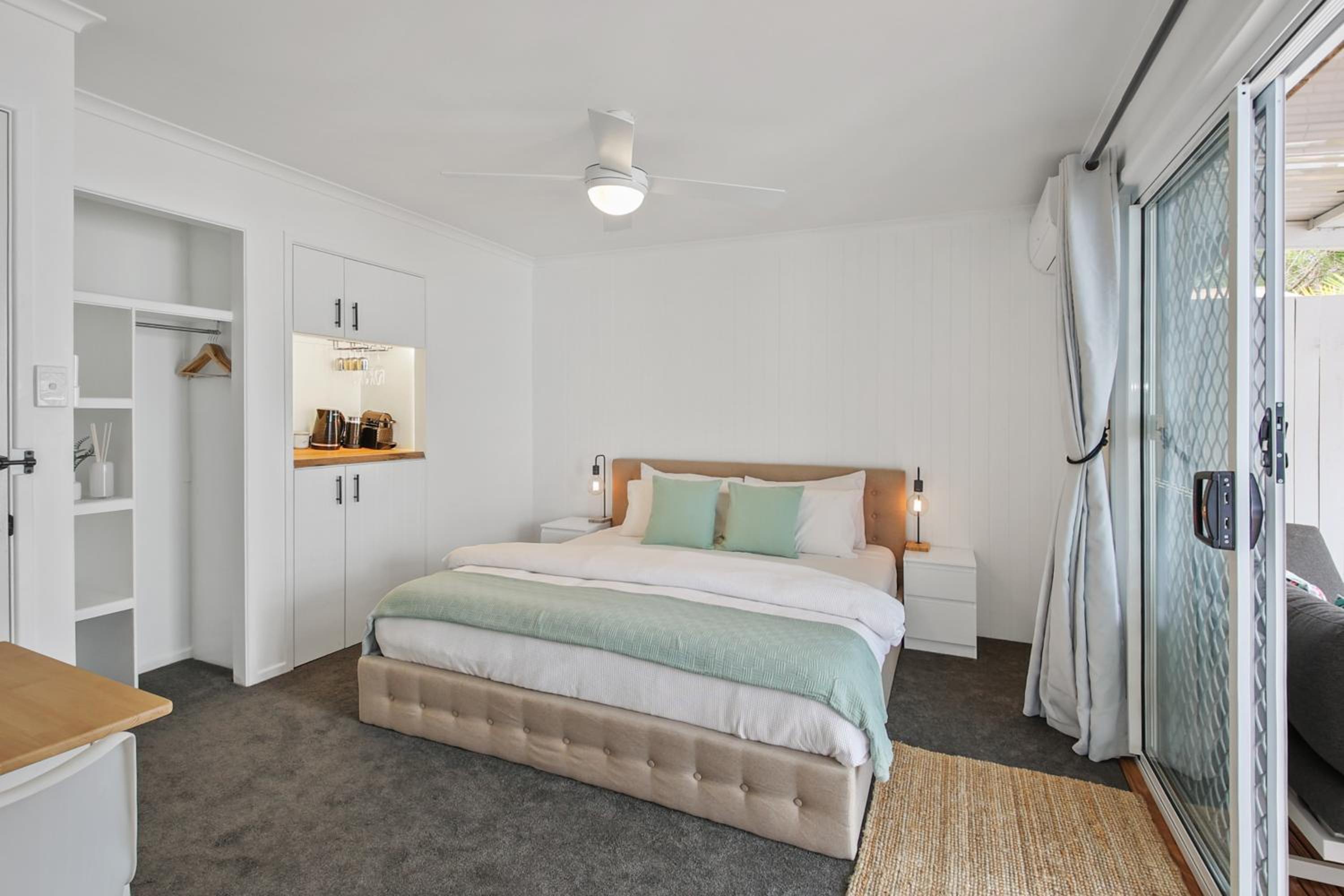 Deluxe Suite with Spa Bath