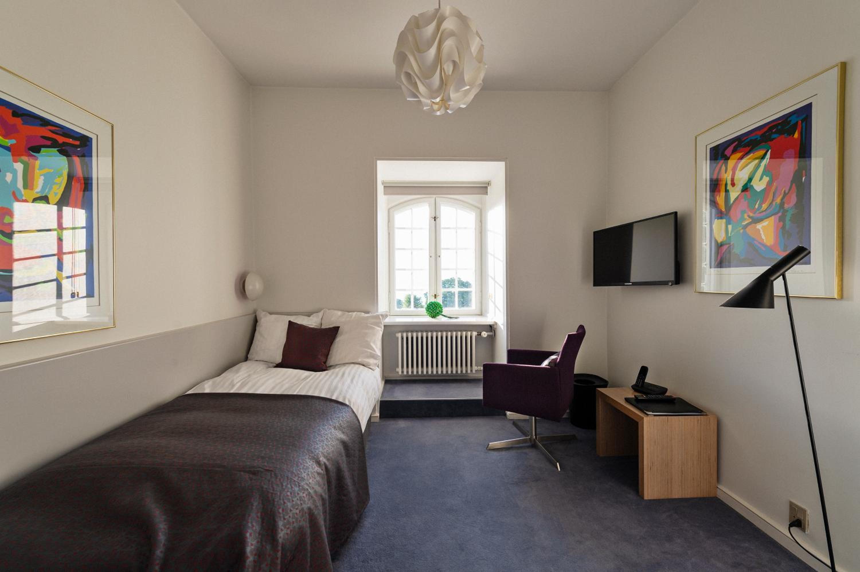 Superior Single Room