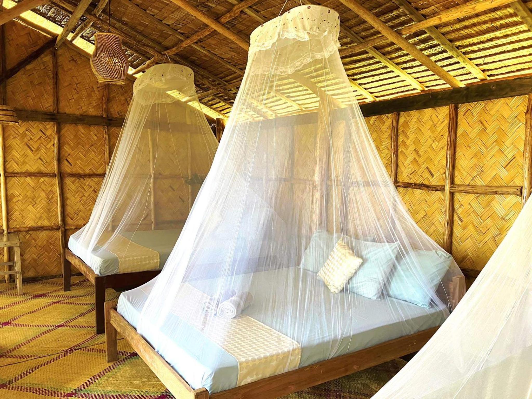 Deluxe Triple Room with Sea View - Photo 6