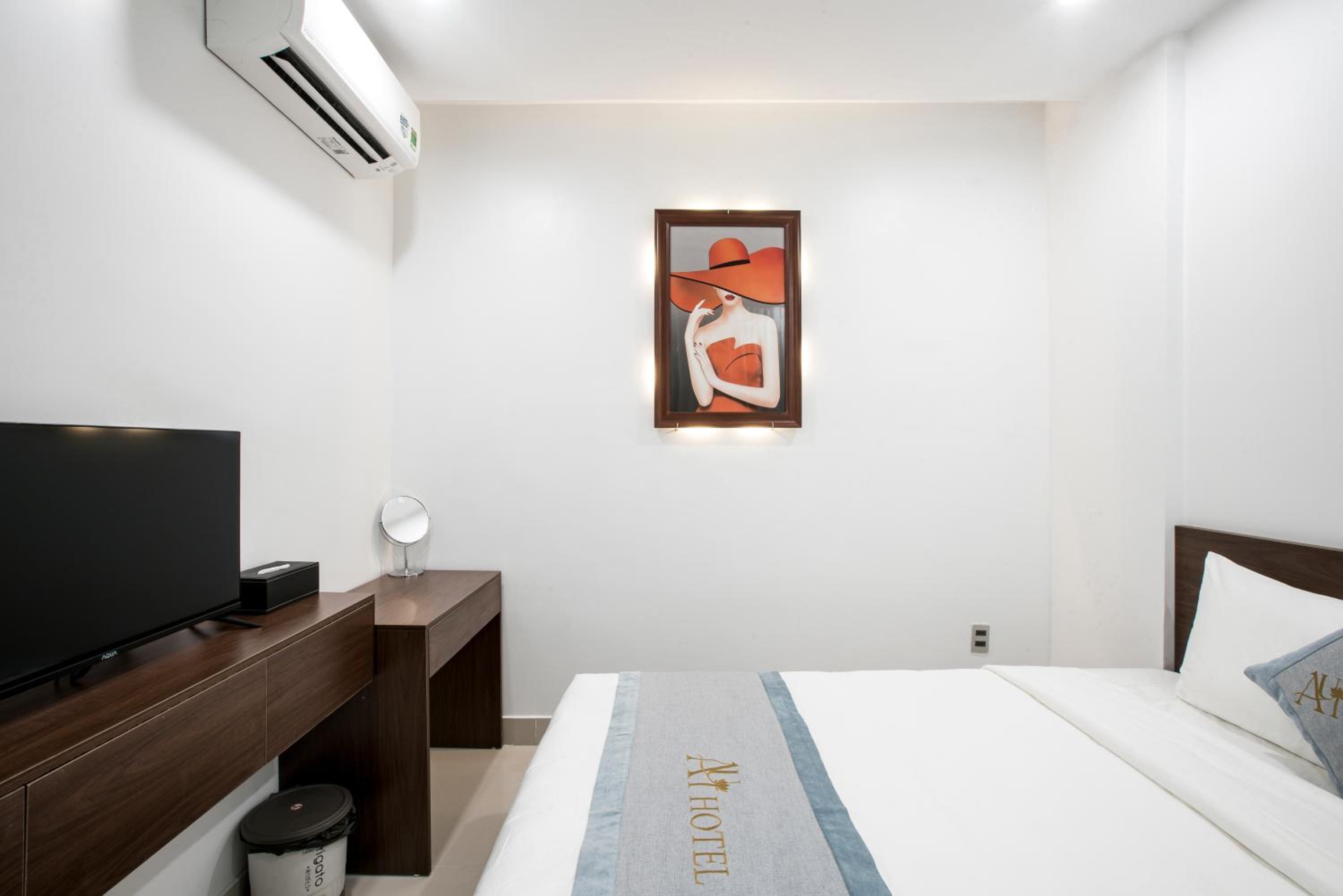 Standard Double Room - Photo 6