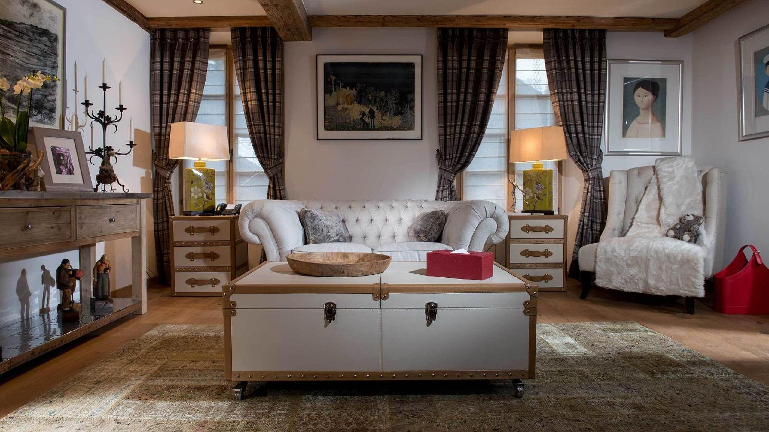 Suite 15 - Photo 7