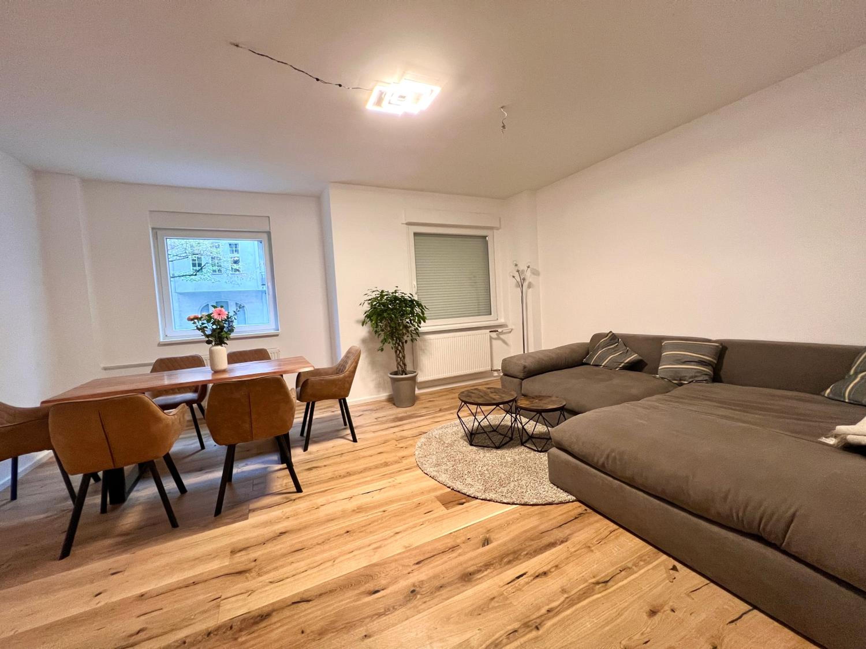 One-Bedroom Apartment photo 2