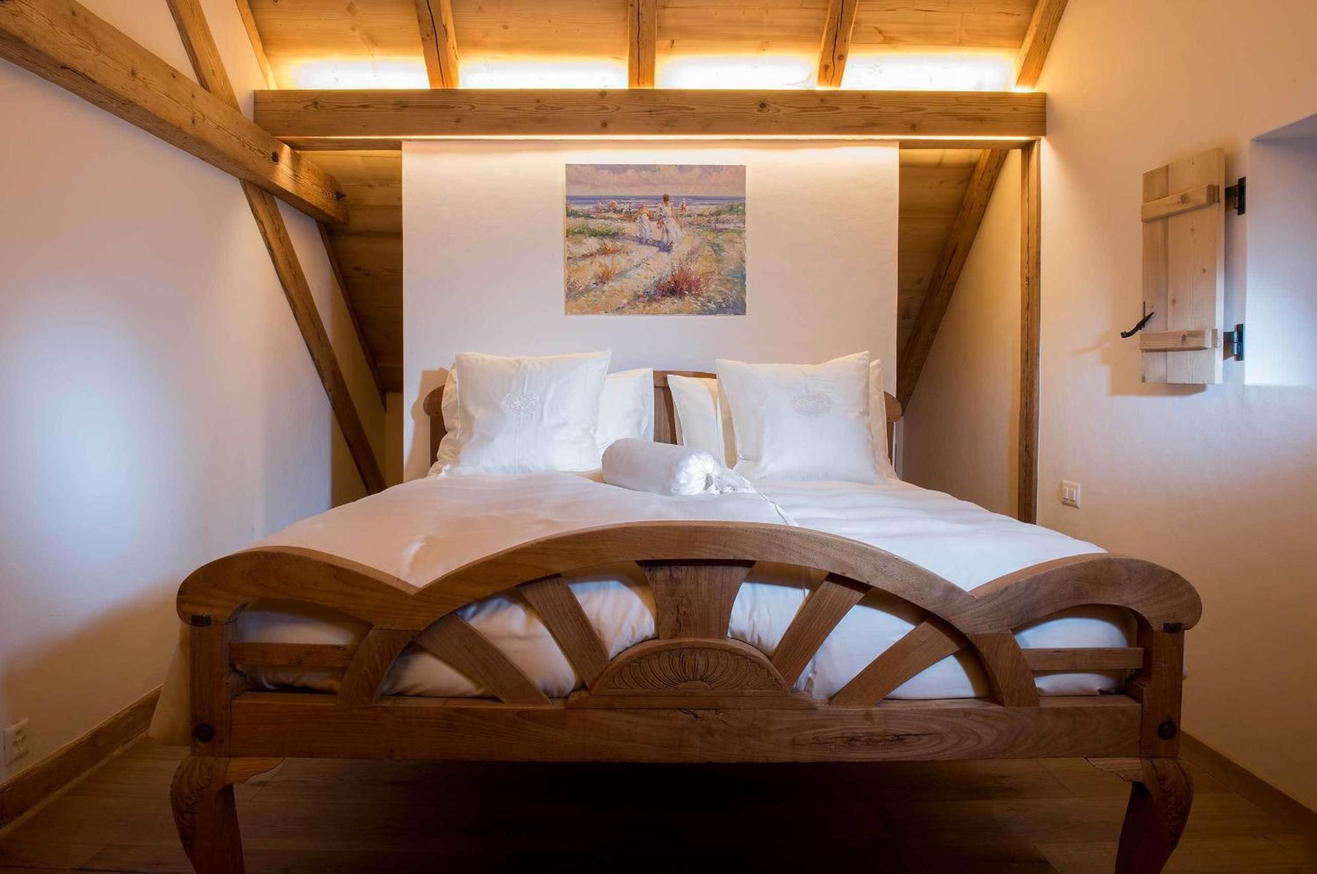 Suite 21 - Photo 1