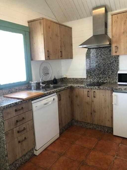 Three-Bedroom Villa photo 3