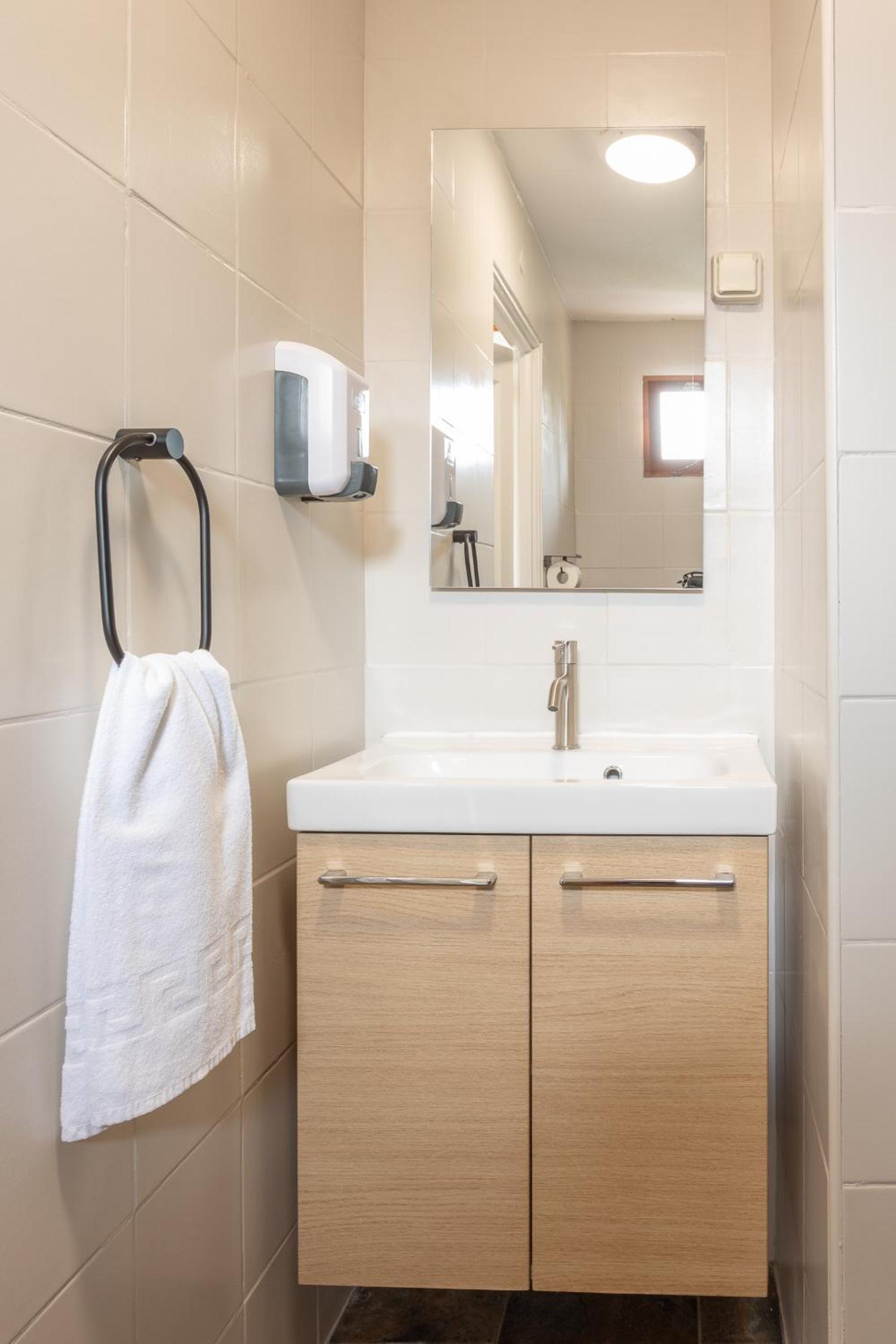 Standard Room - Photo 3
