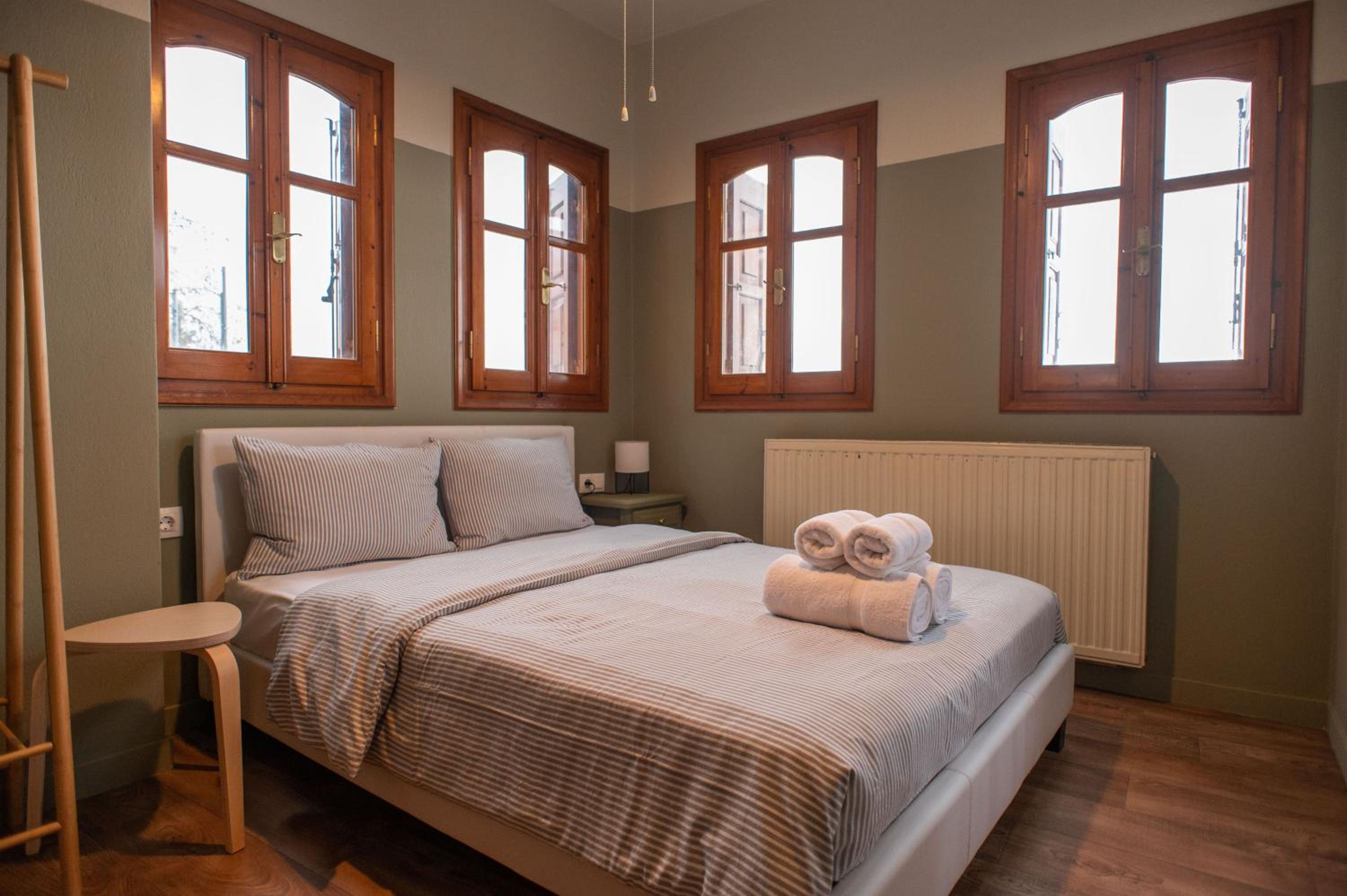 Studio Apartment photo 1