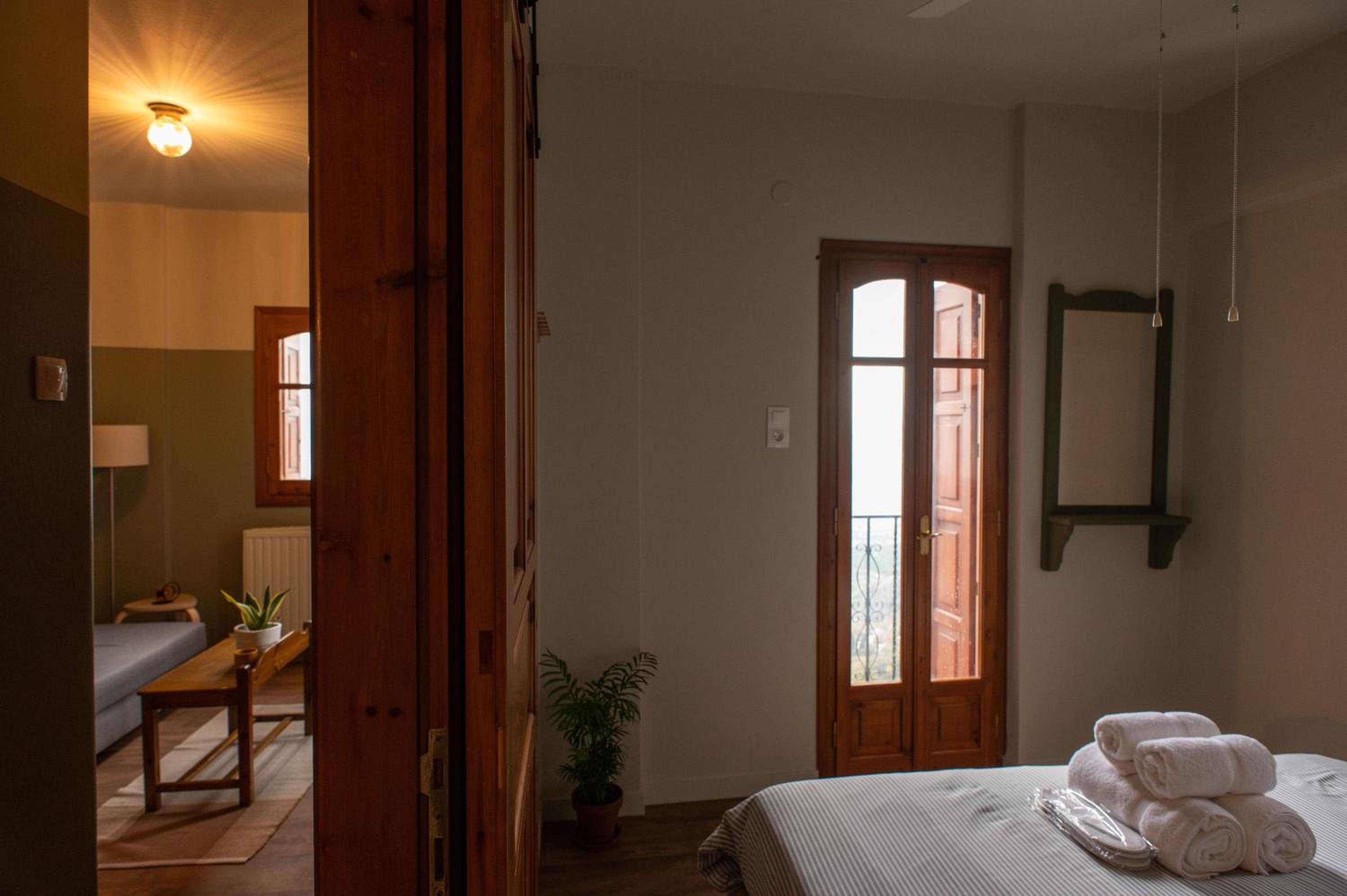 Studio Apartment photo 3