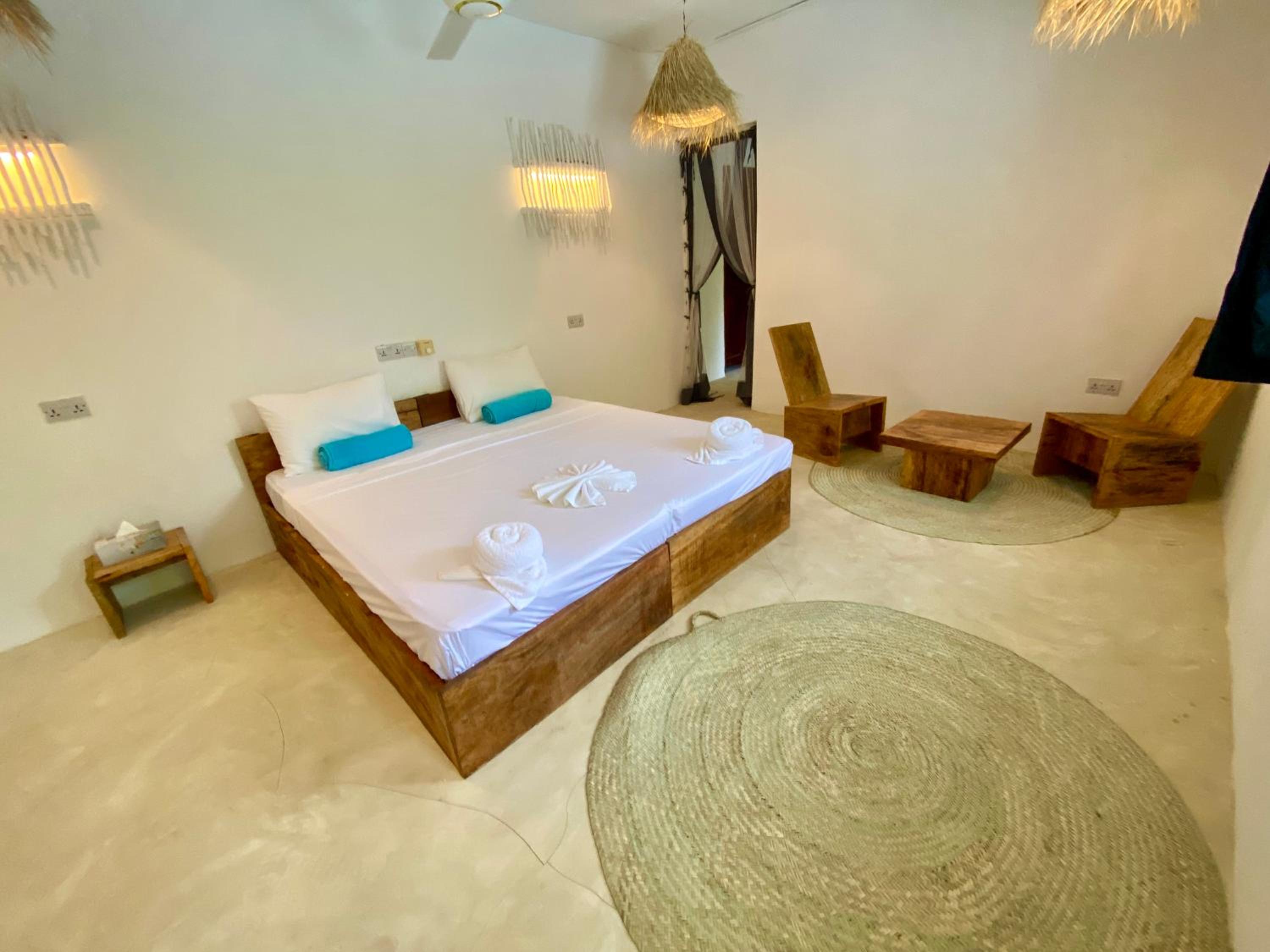 Double or Twin Room with Private Bathroom