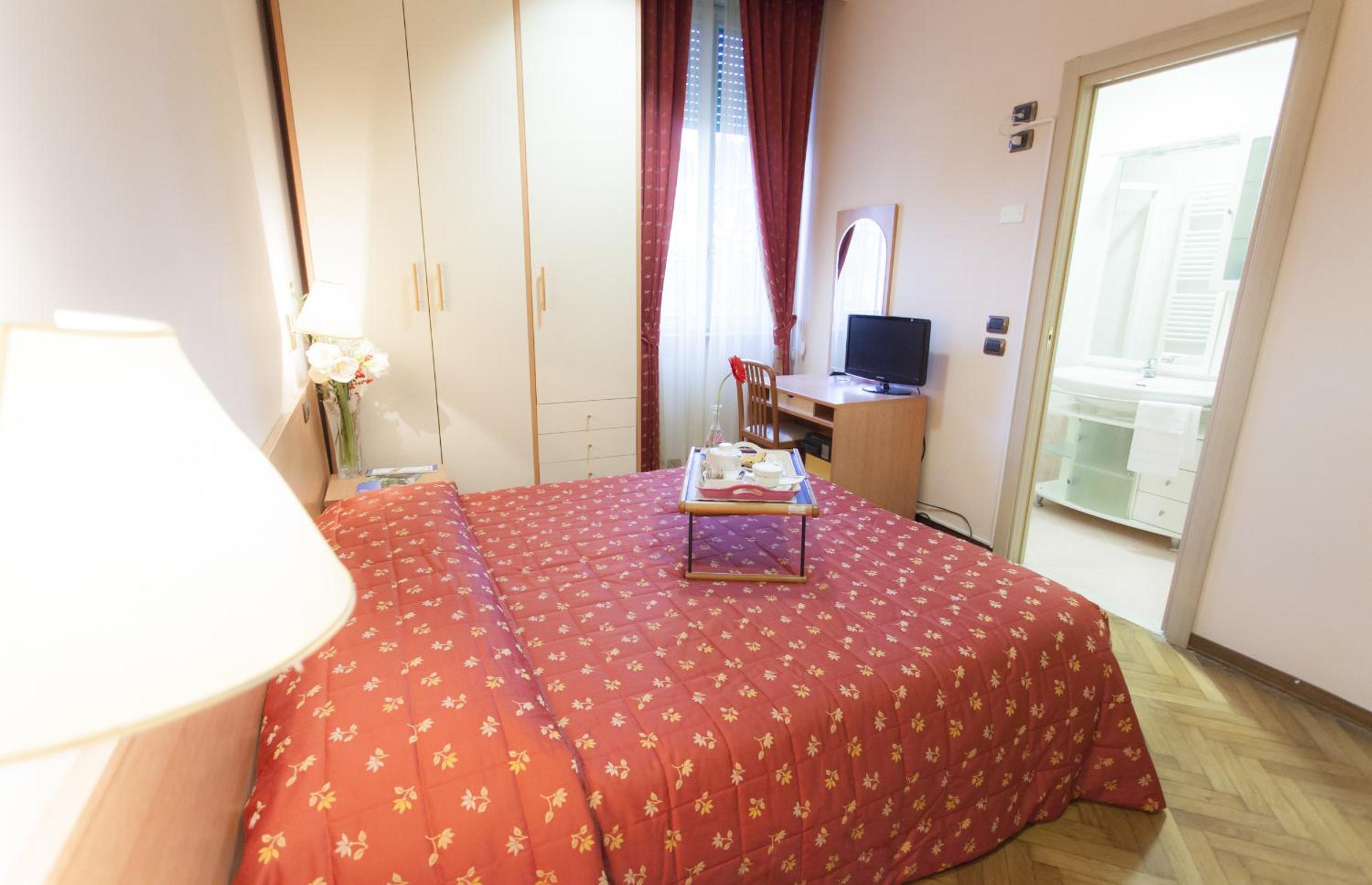 Double or Twin Room photo 1