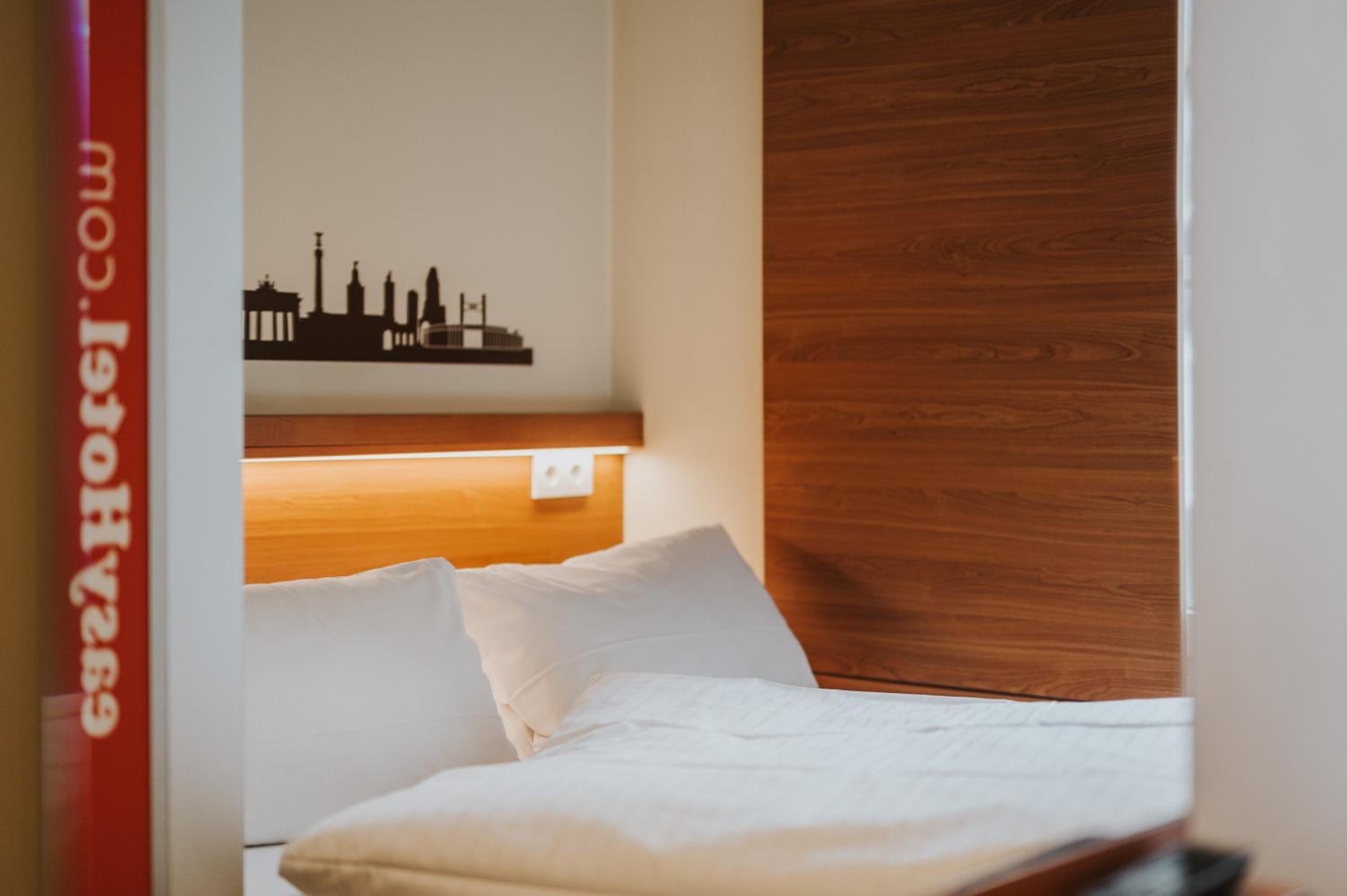 Small Double Room photo 2