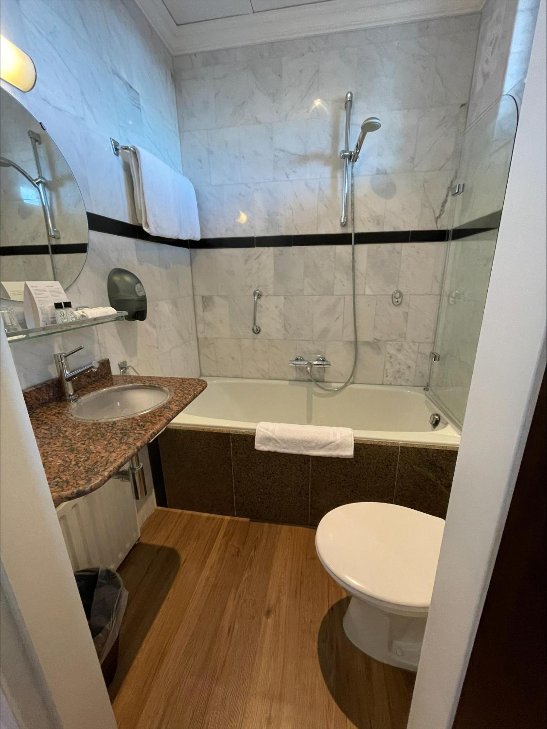 Standard Single Room photo 3