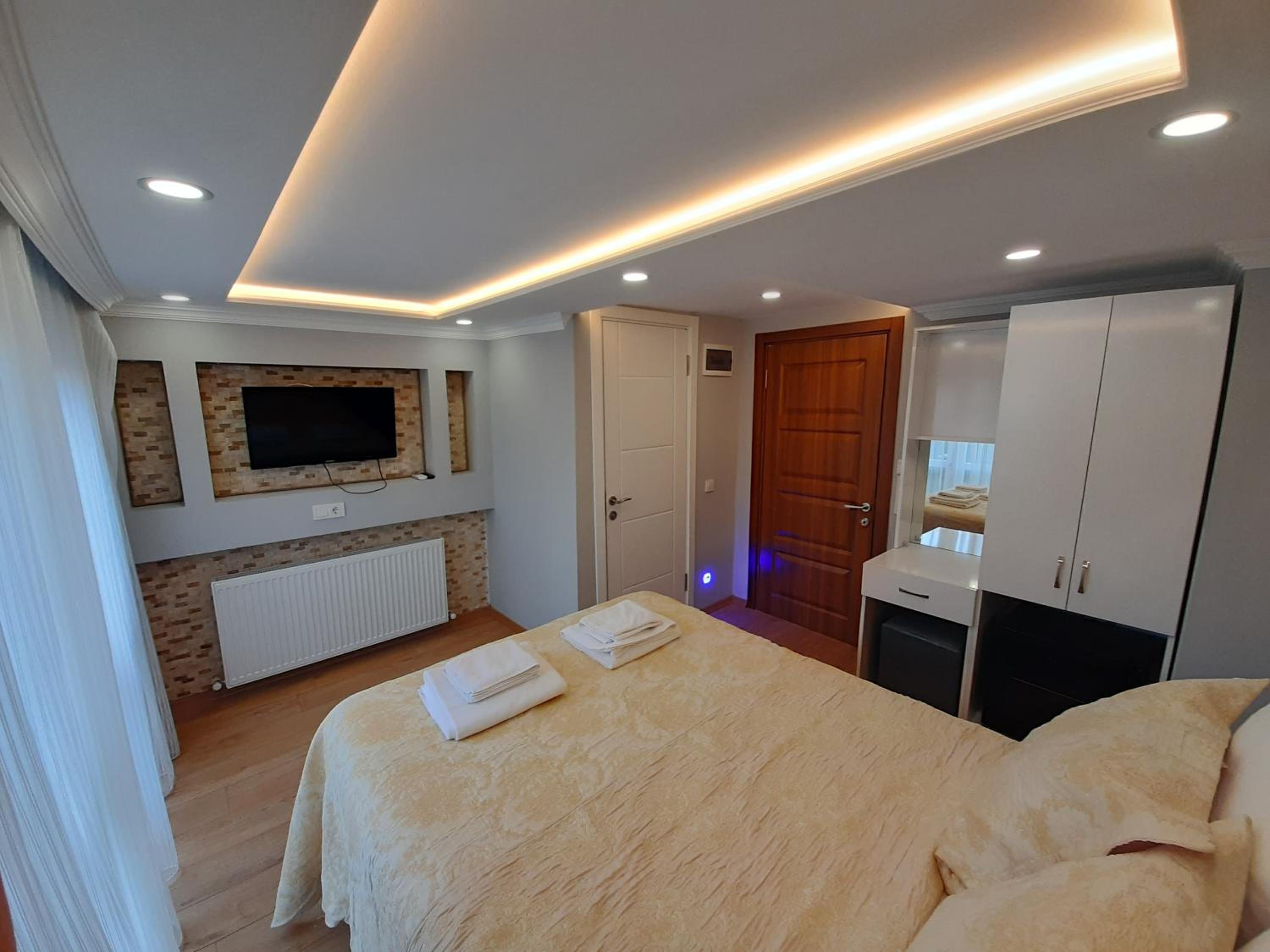 Double Room with Balcony - Top Floor photo 1