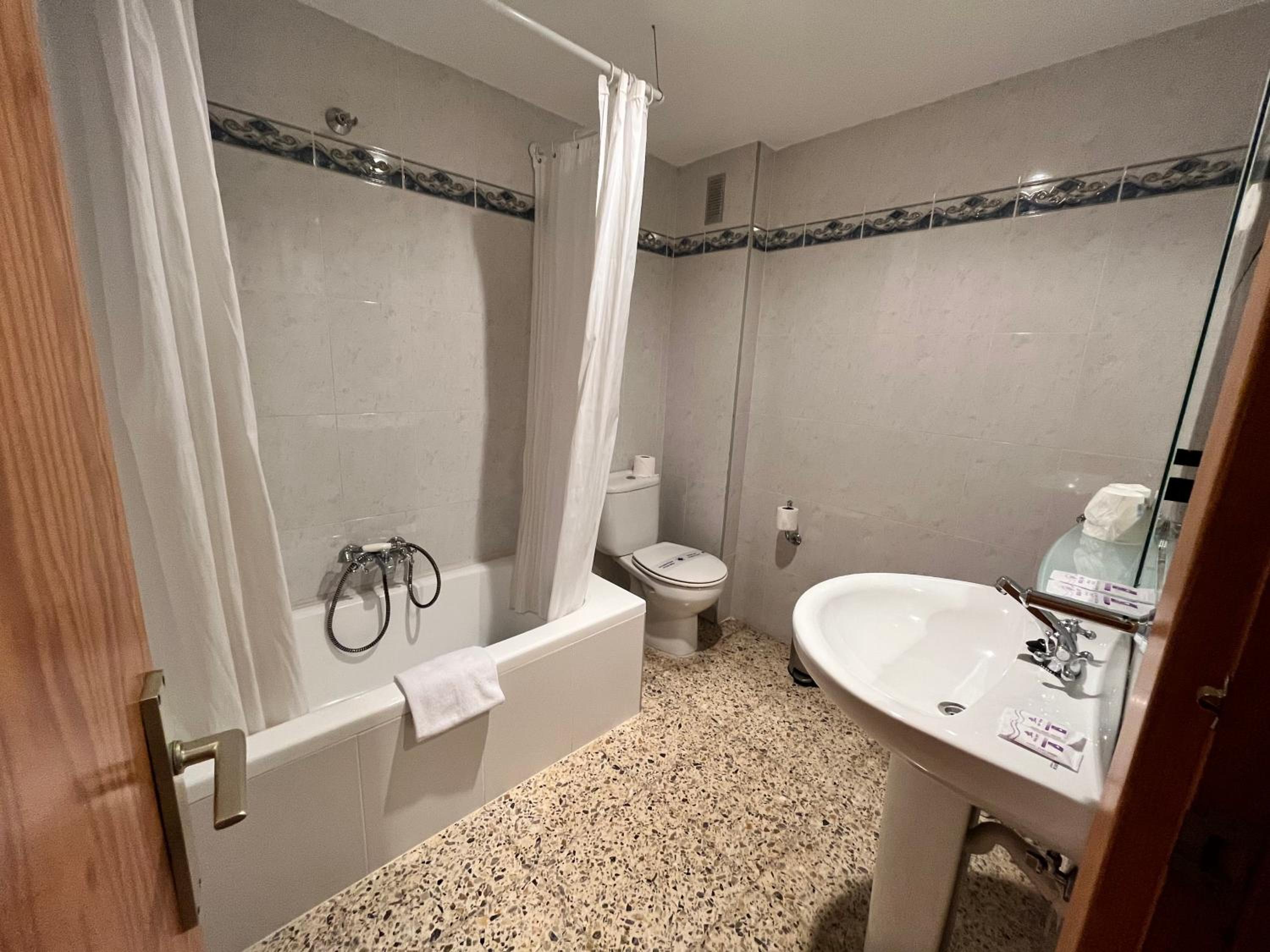 Twin Room photo 2