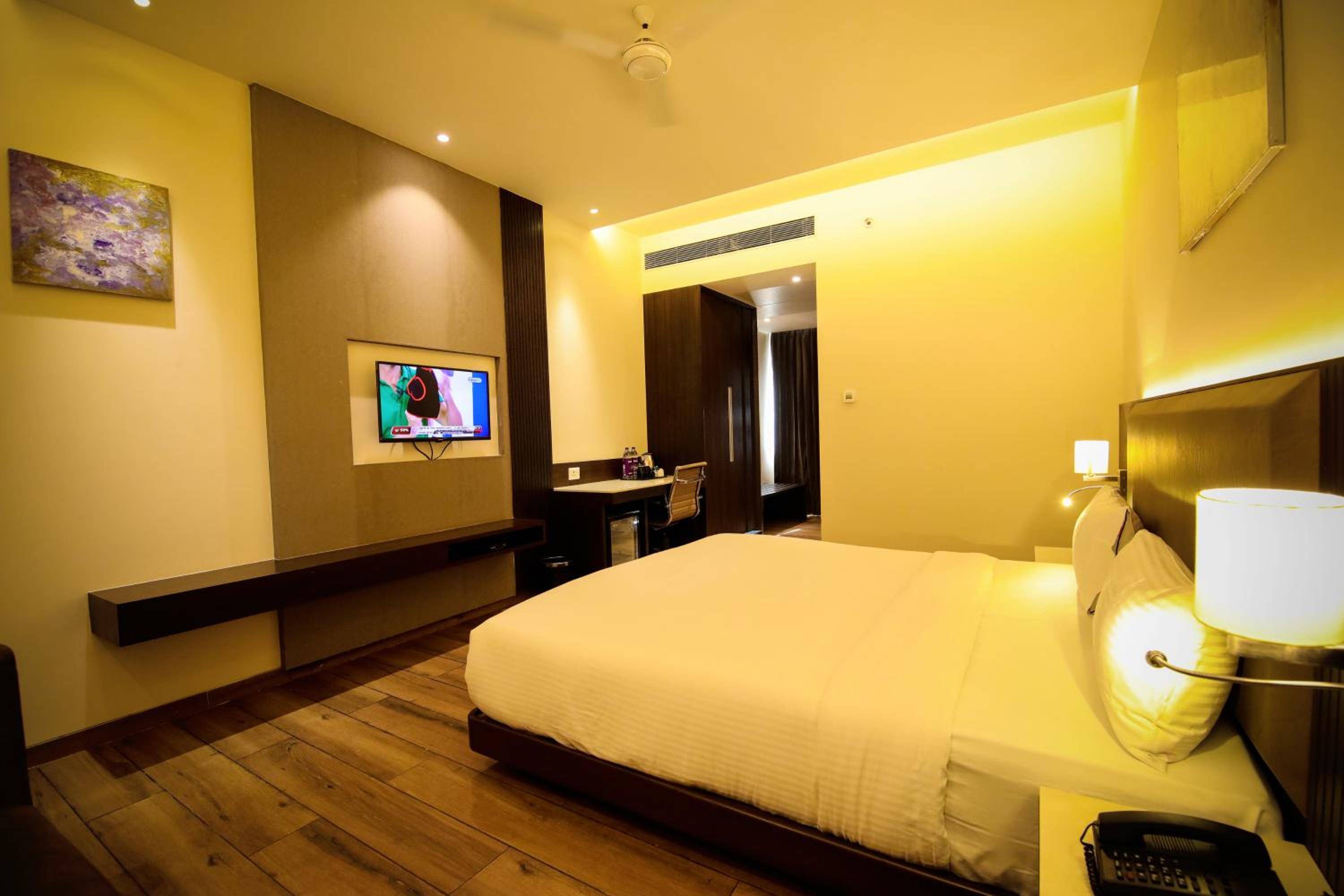Executive Room - Photo 2