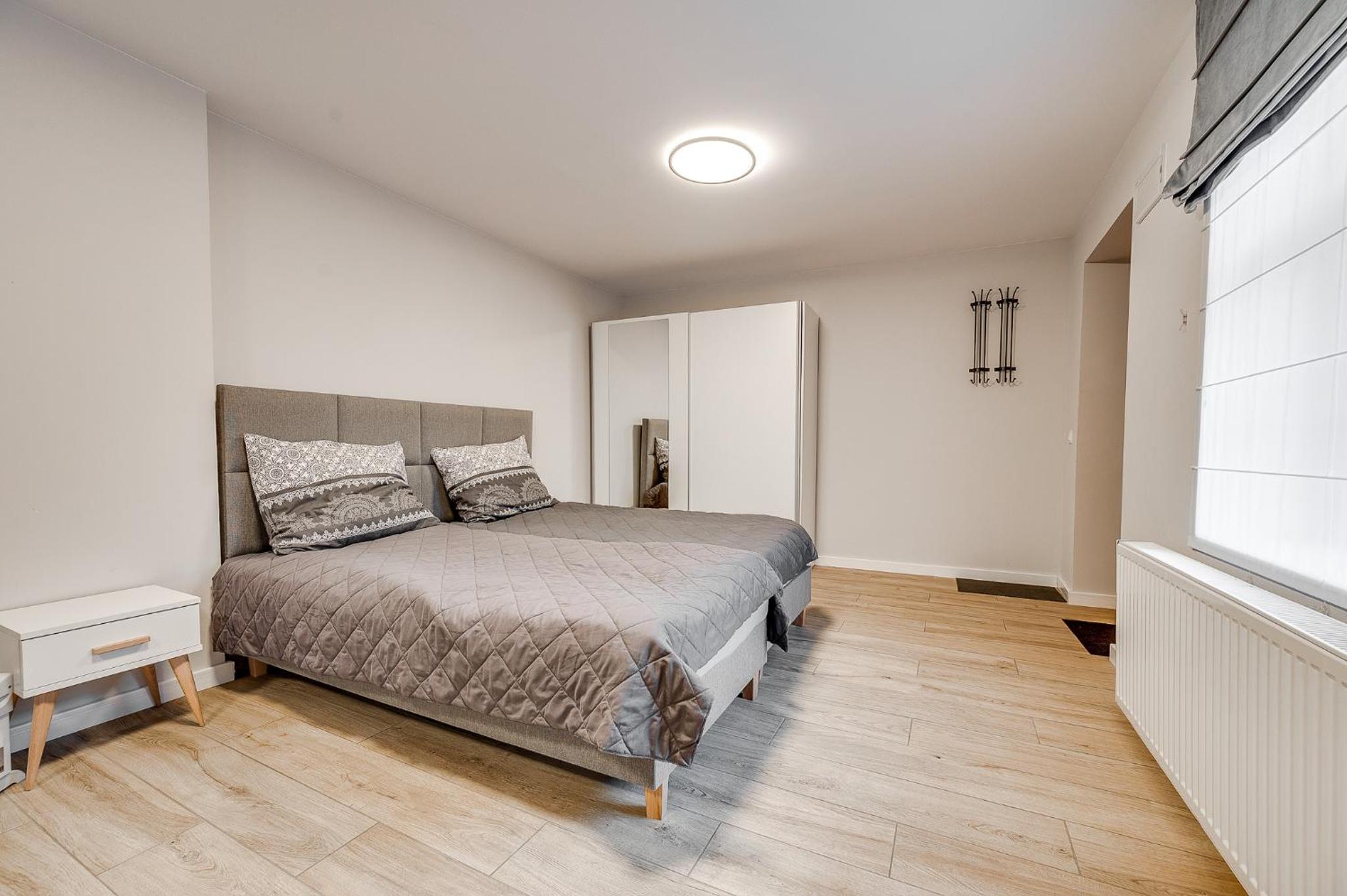 One-Bedroom Apartment - Photo 14