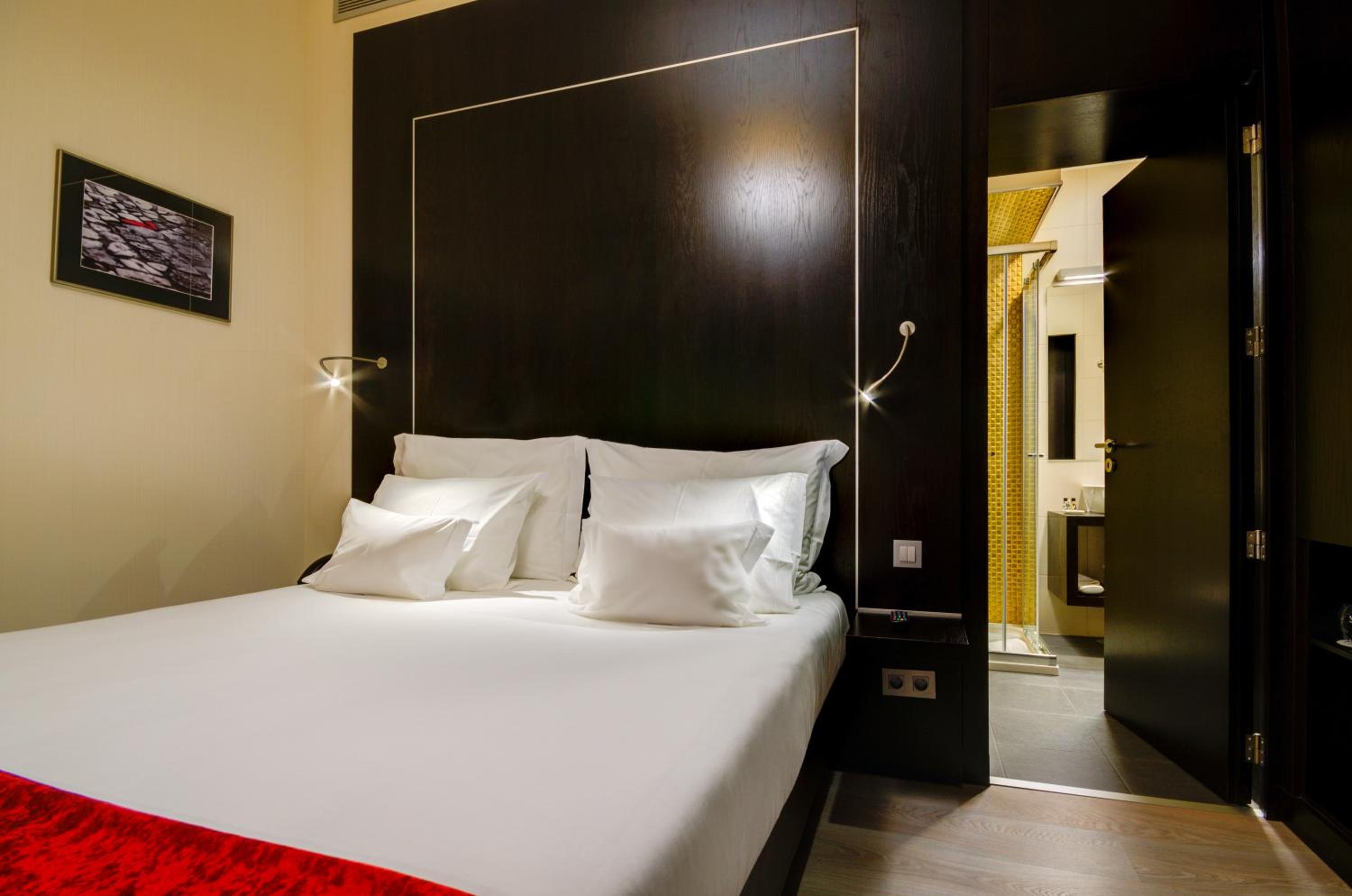 Available room