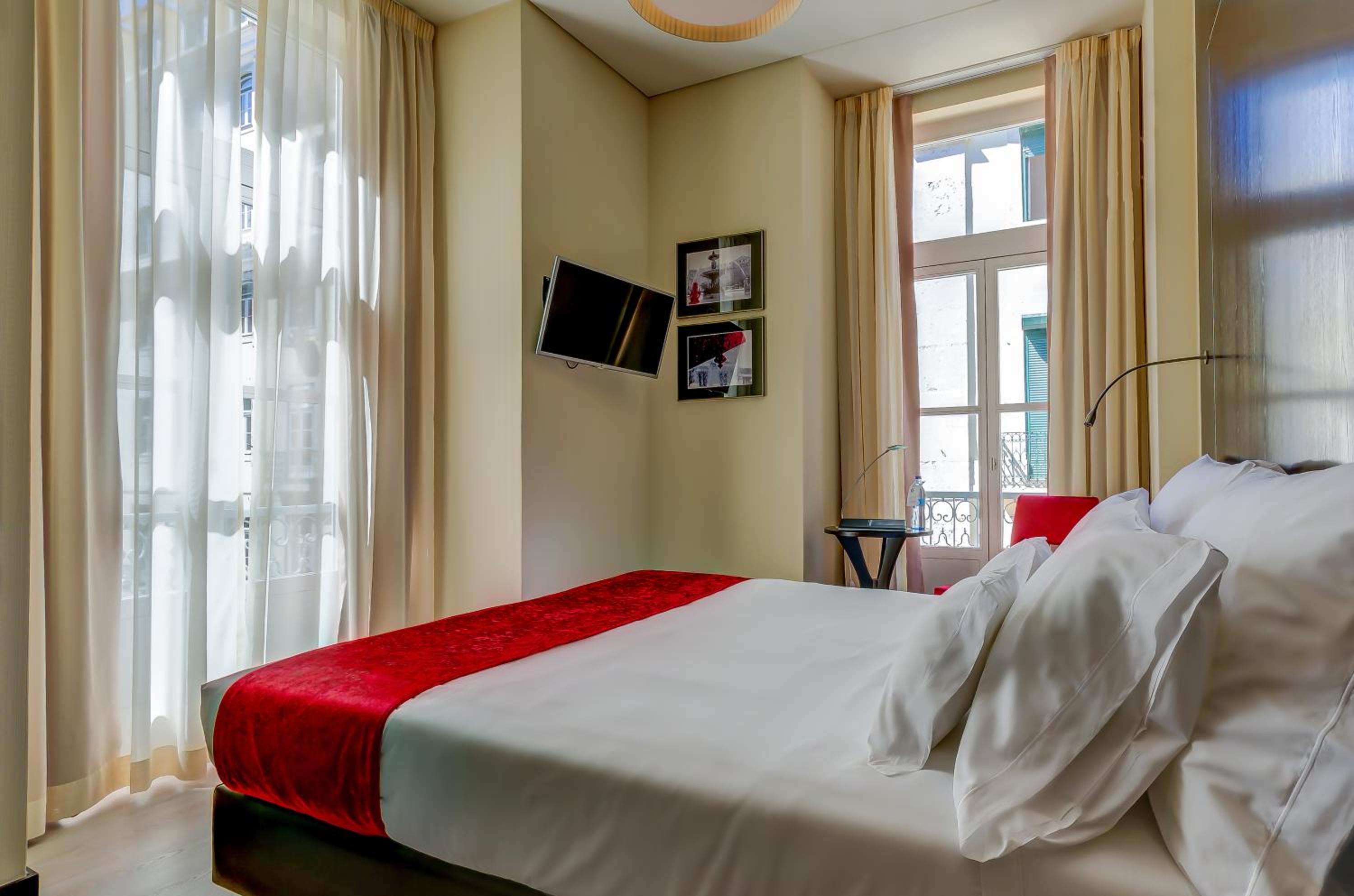 Available room