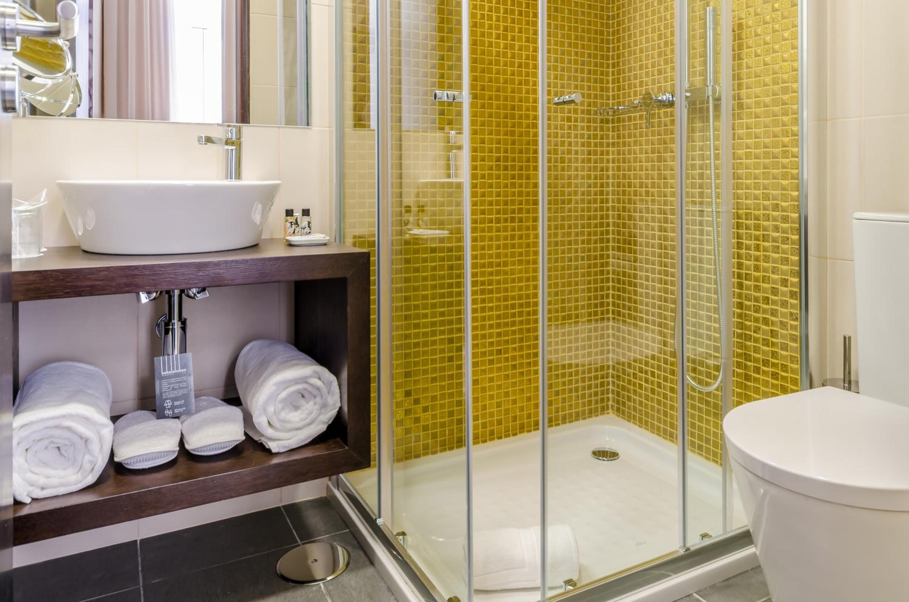 Available room