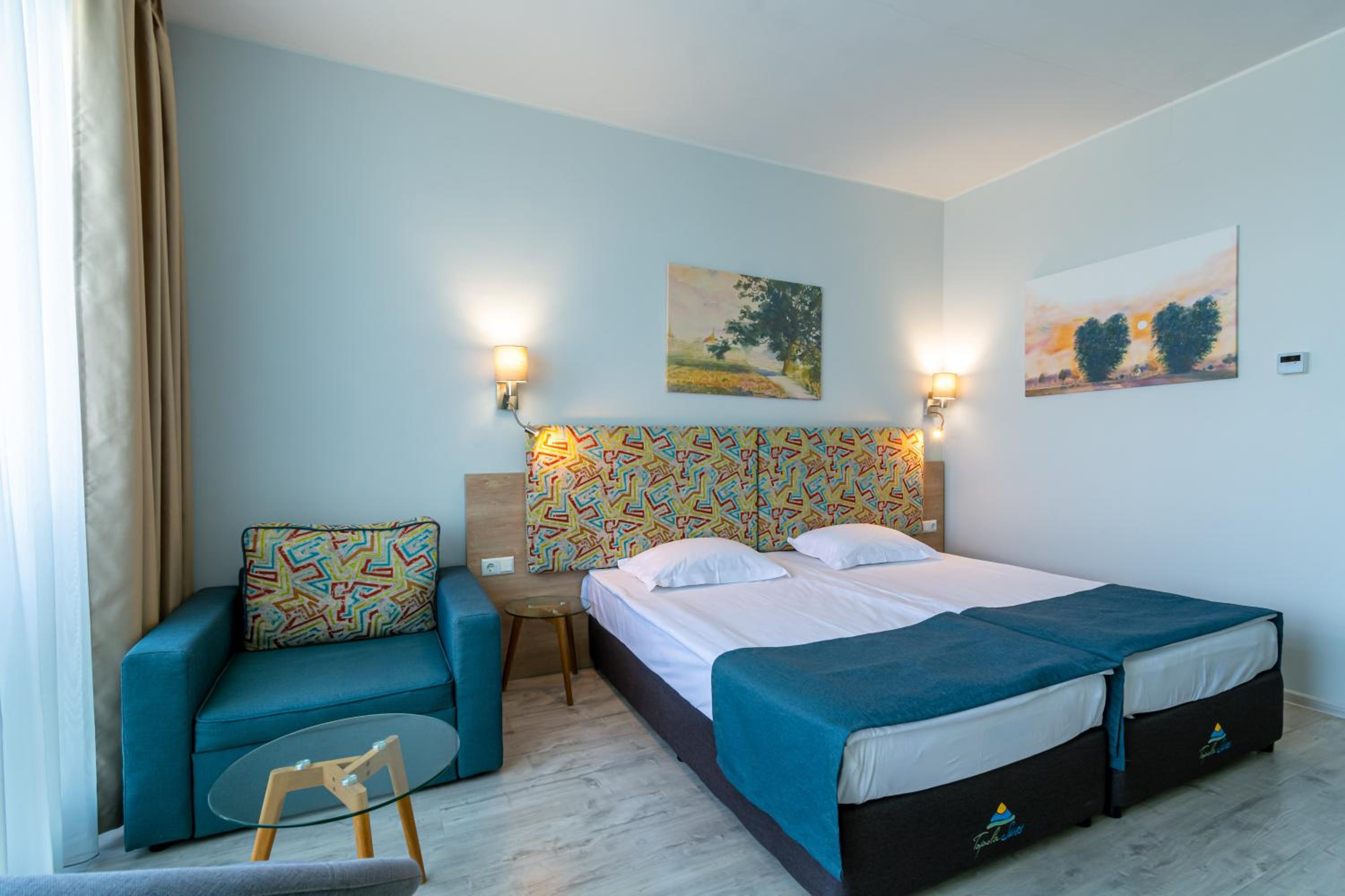 Twin Room with Balcony and Park View - Free Access to Aquapark and Action Park - Photo 2