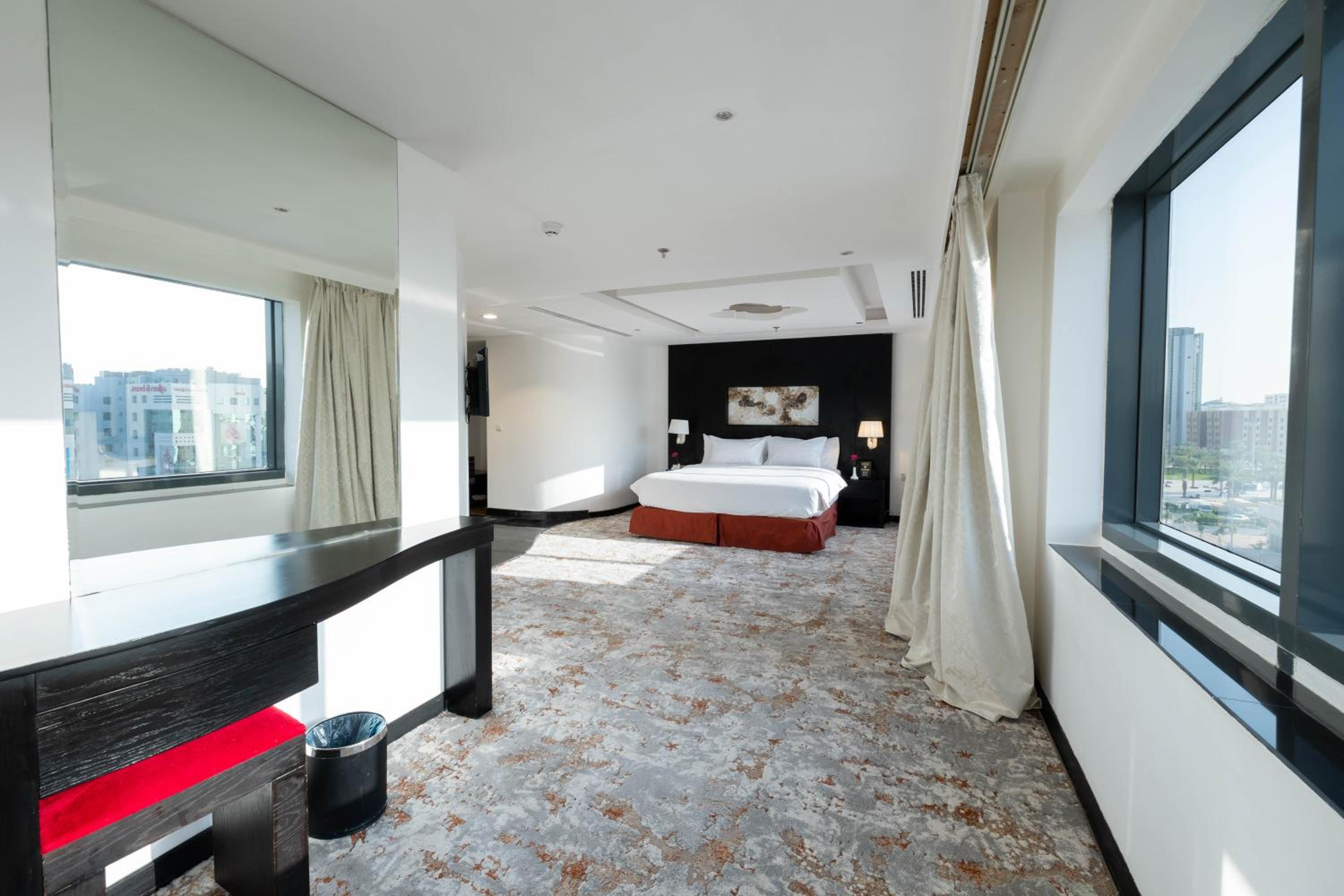 Presidential Suite - Non-Smoking photo 3
