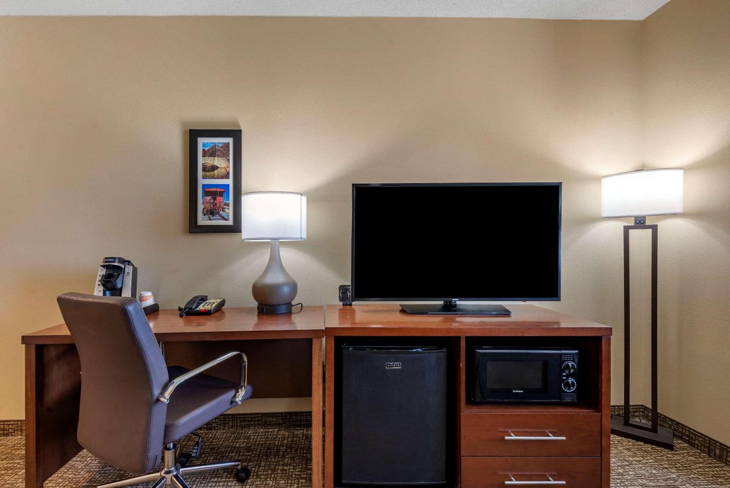 King Suite - Photo 7