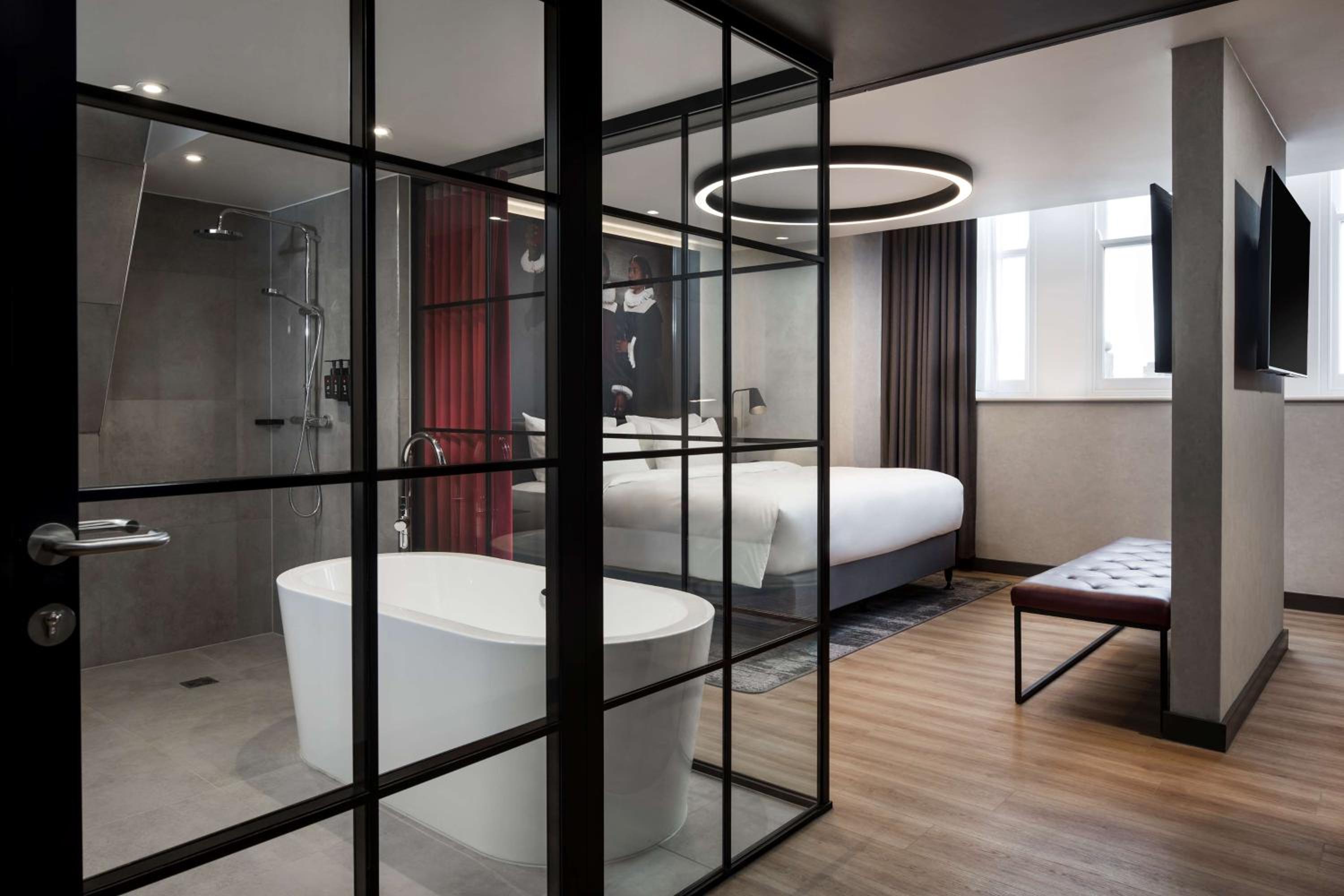 Suite - St Georges View - Photo 3