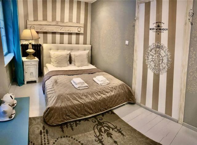 Two-Bedroom Apartment - Photo 1