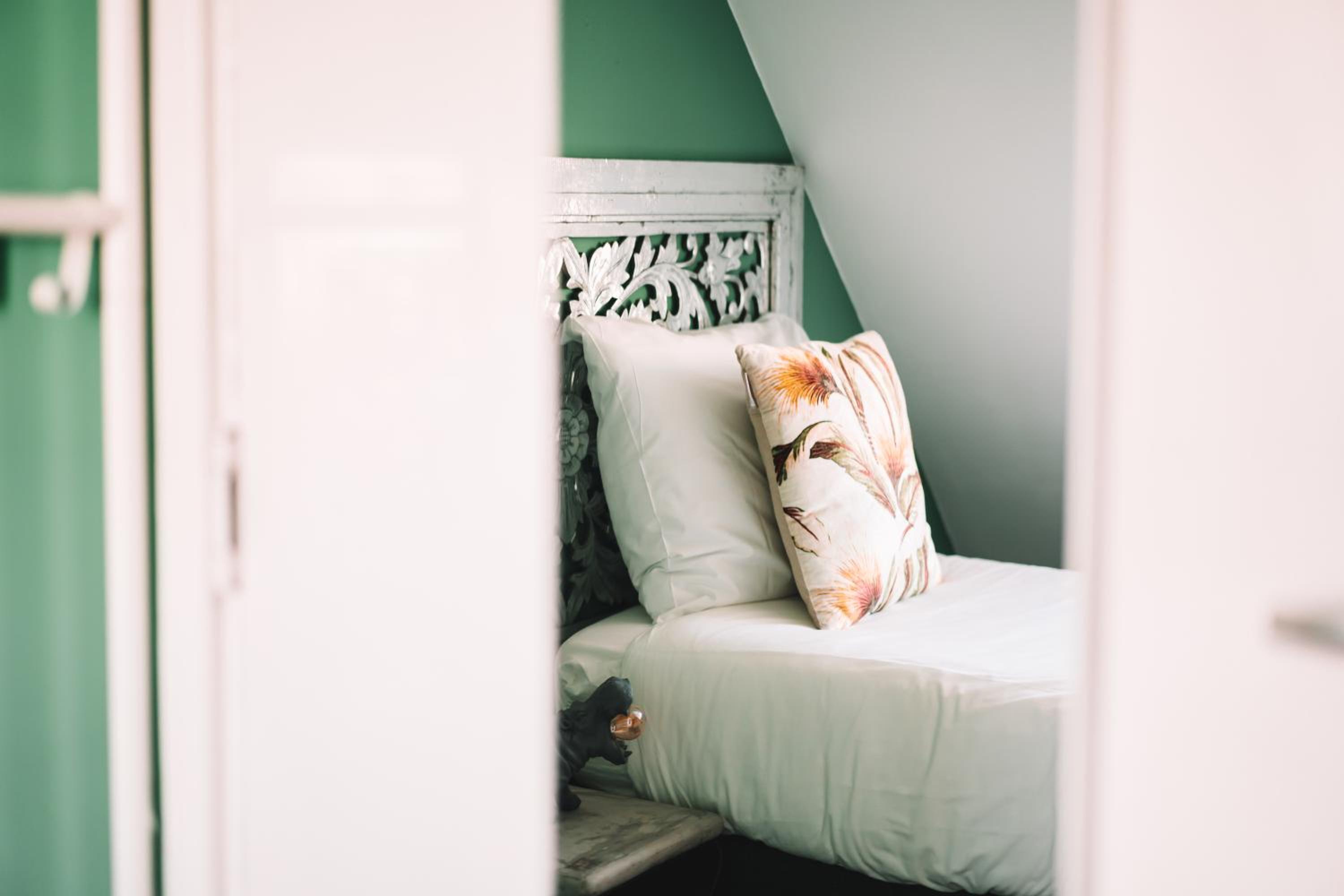 Single Room photo 2