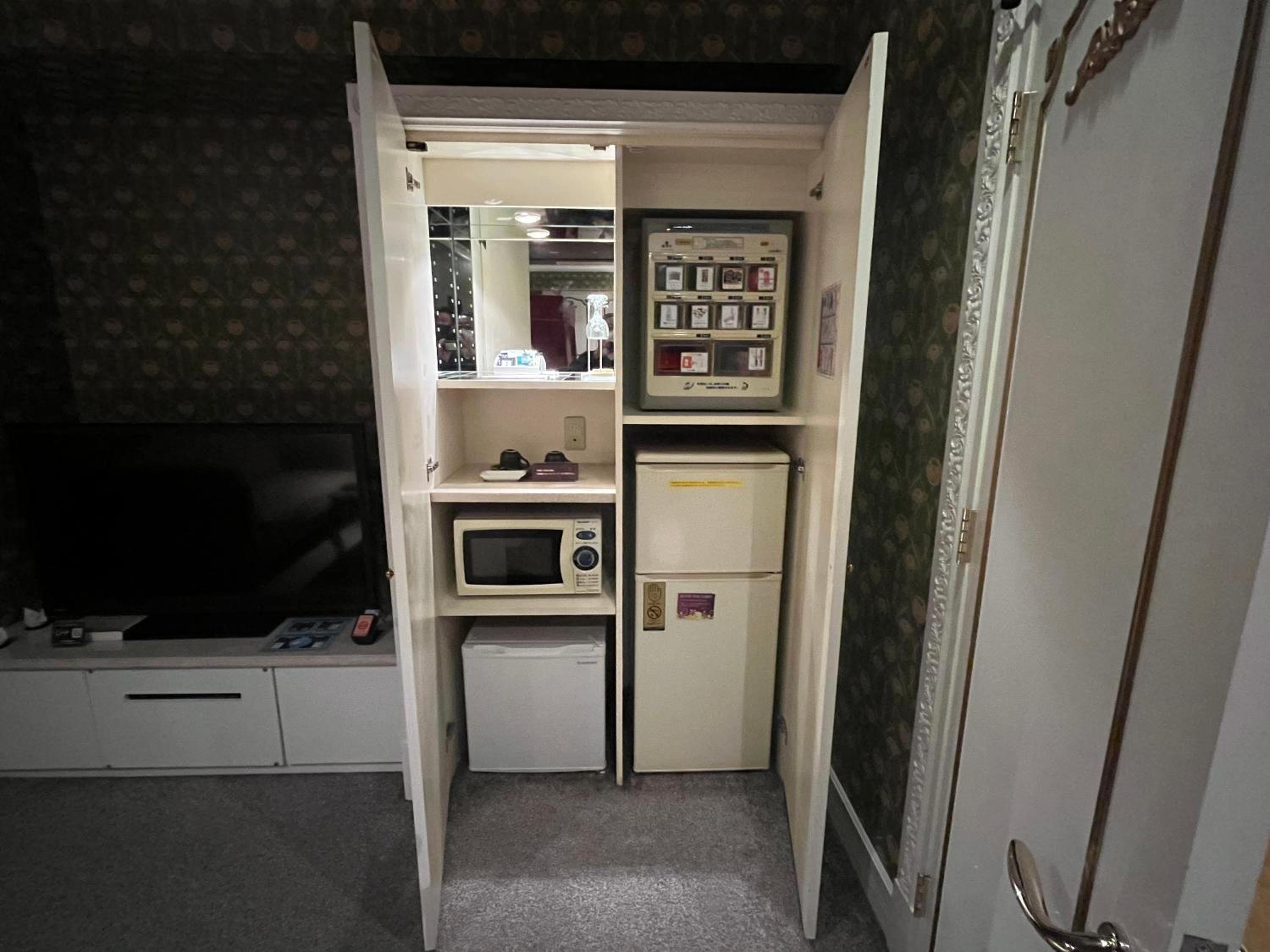 Double Room F - Smoking