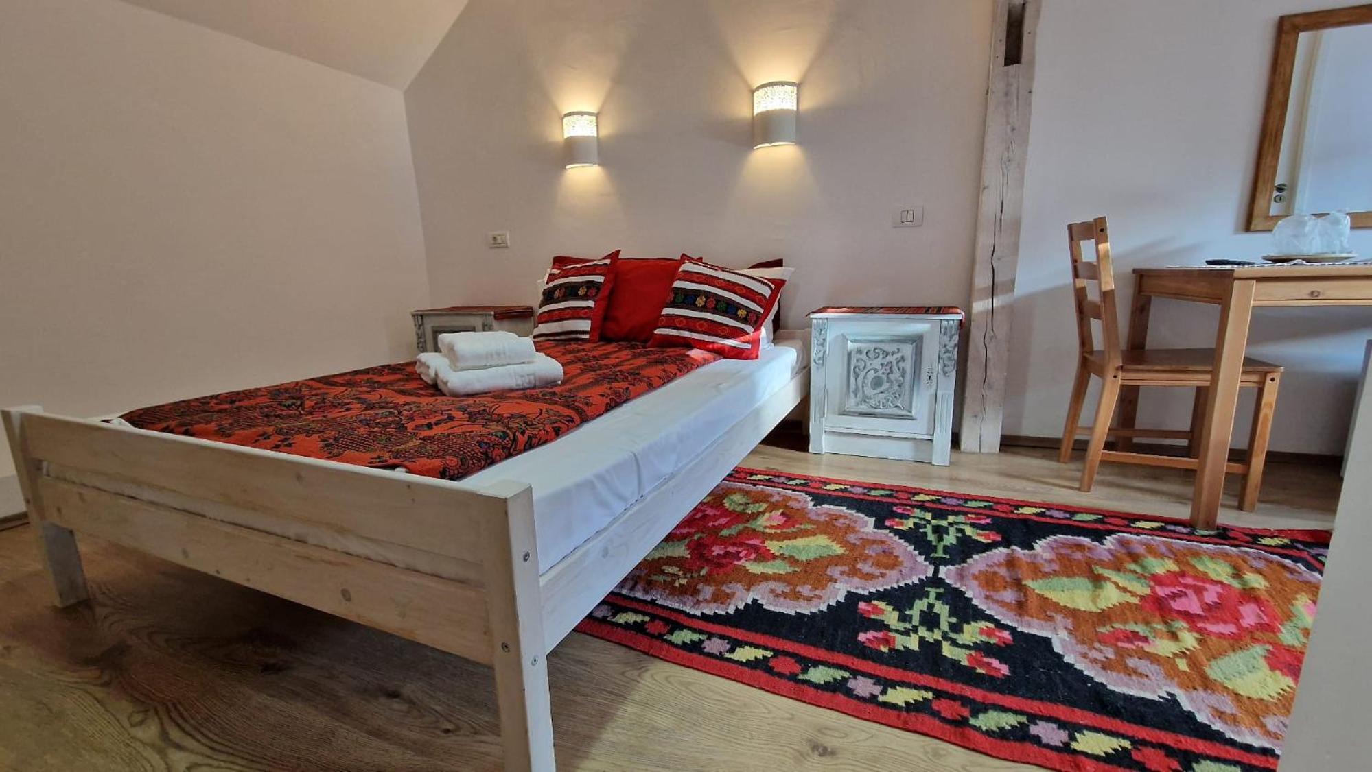 Double Room with Private Bathroom photo 1