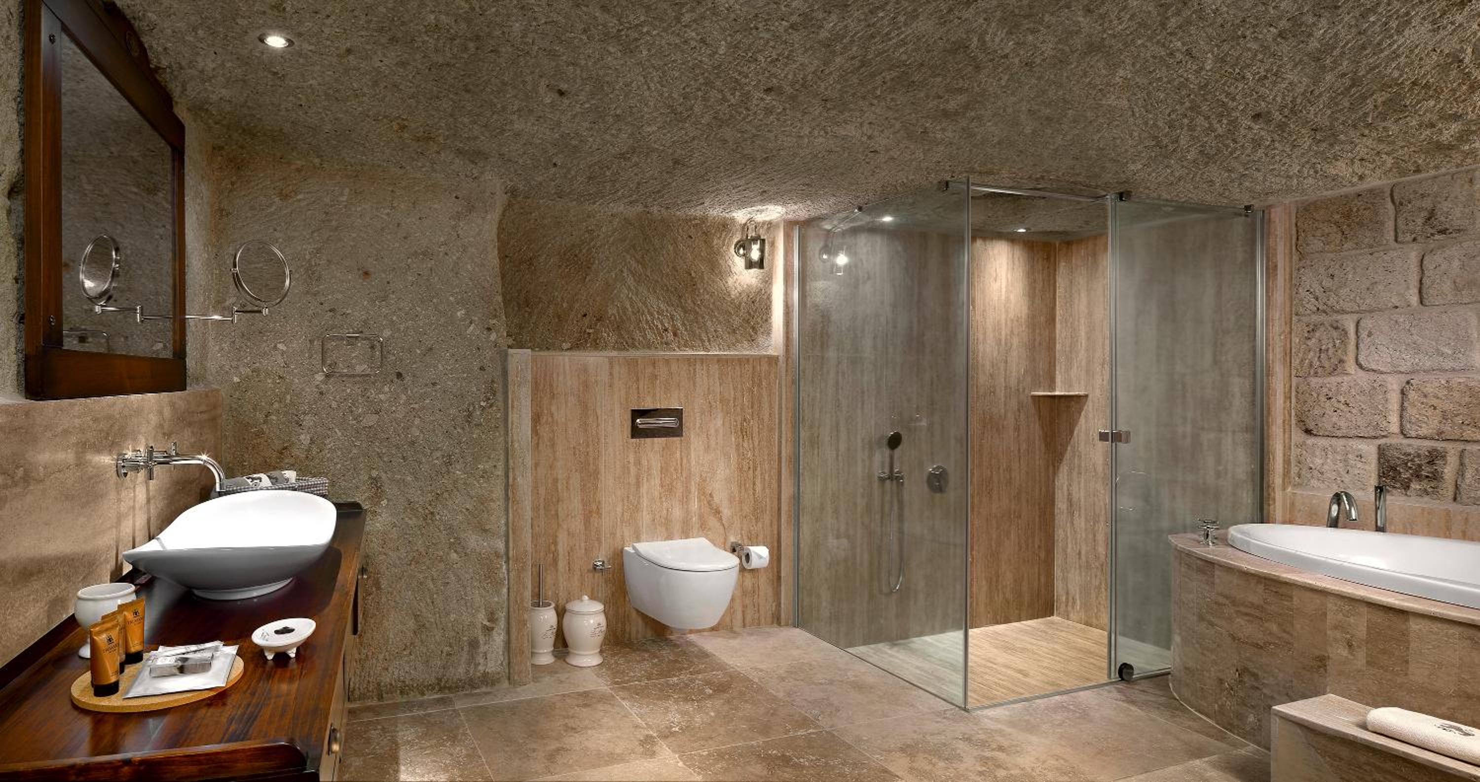 Deluxe Suite photo 2