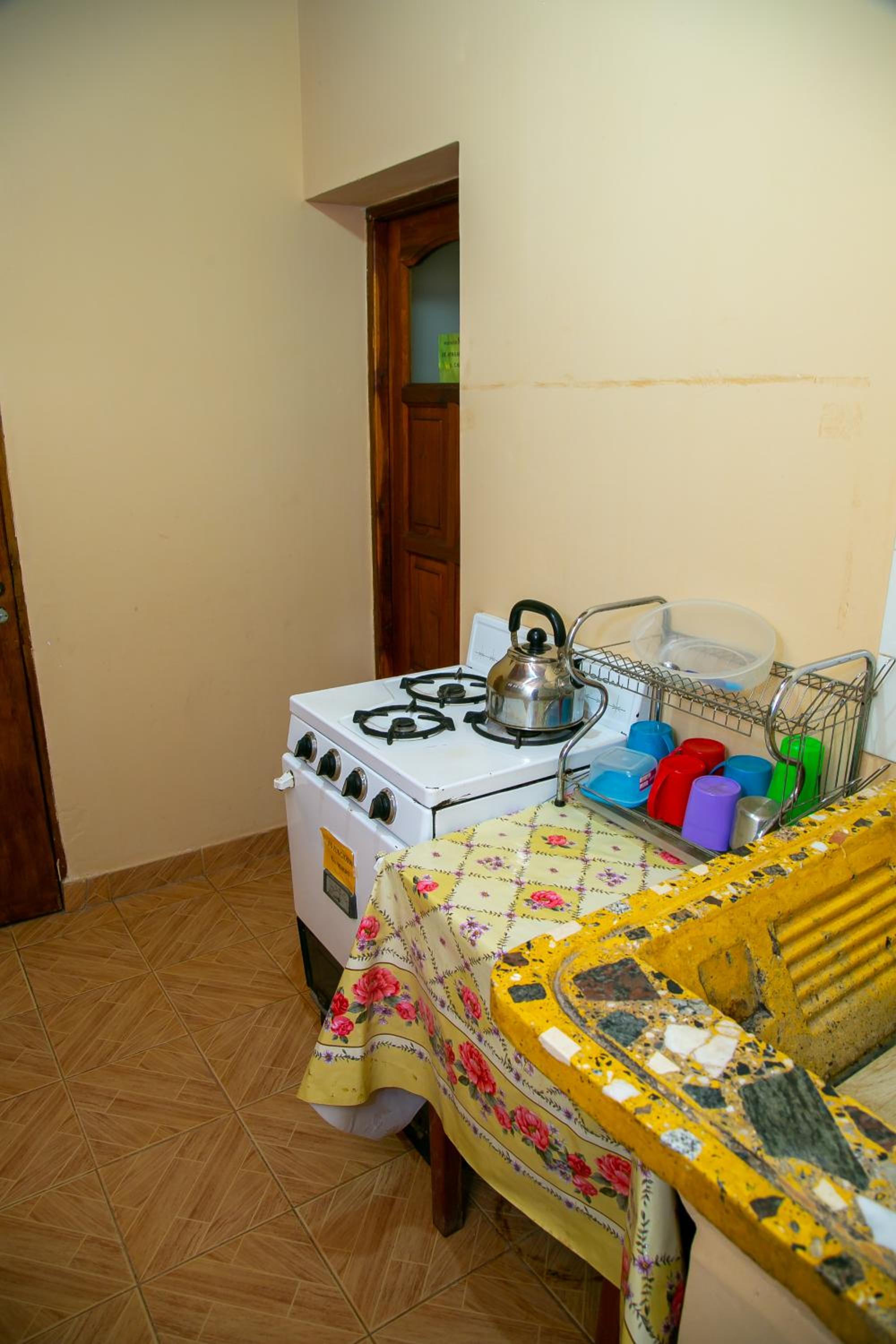 Family Room with Private Bathroom photo 2