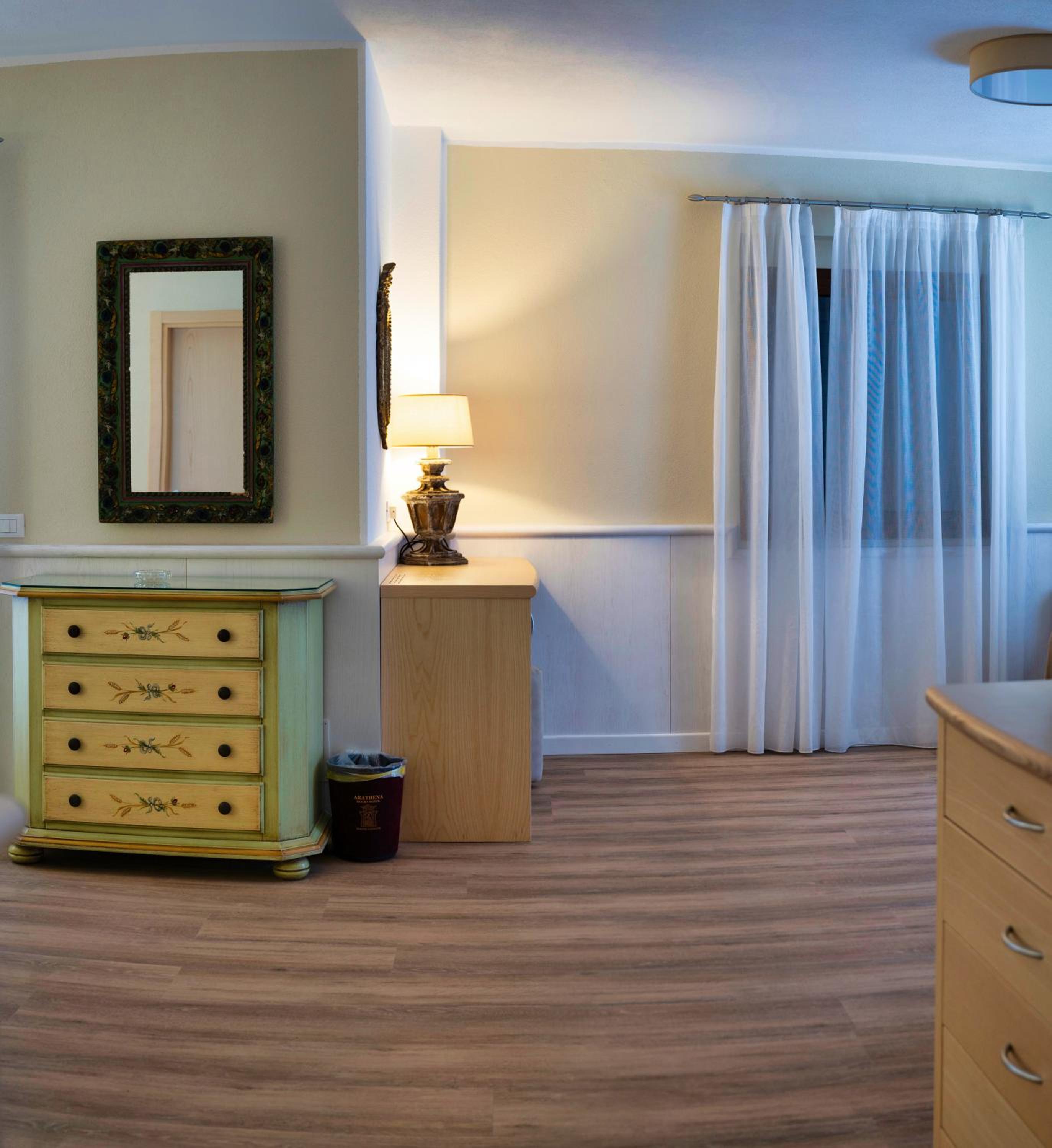 Double or Twin Room - Photo 2
