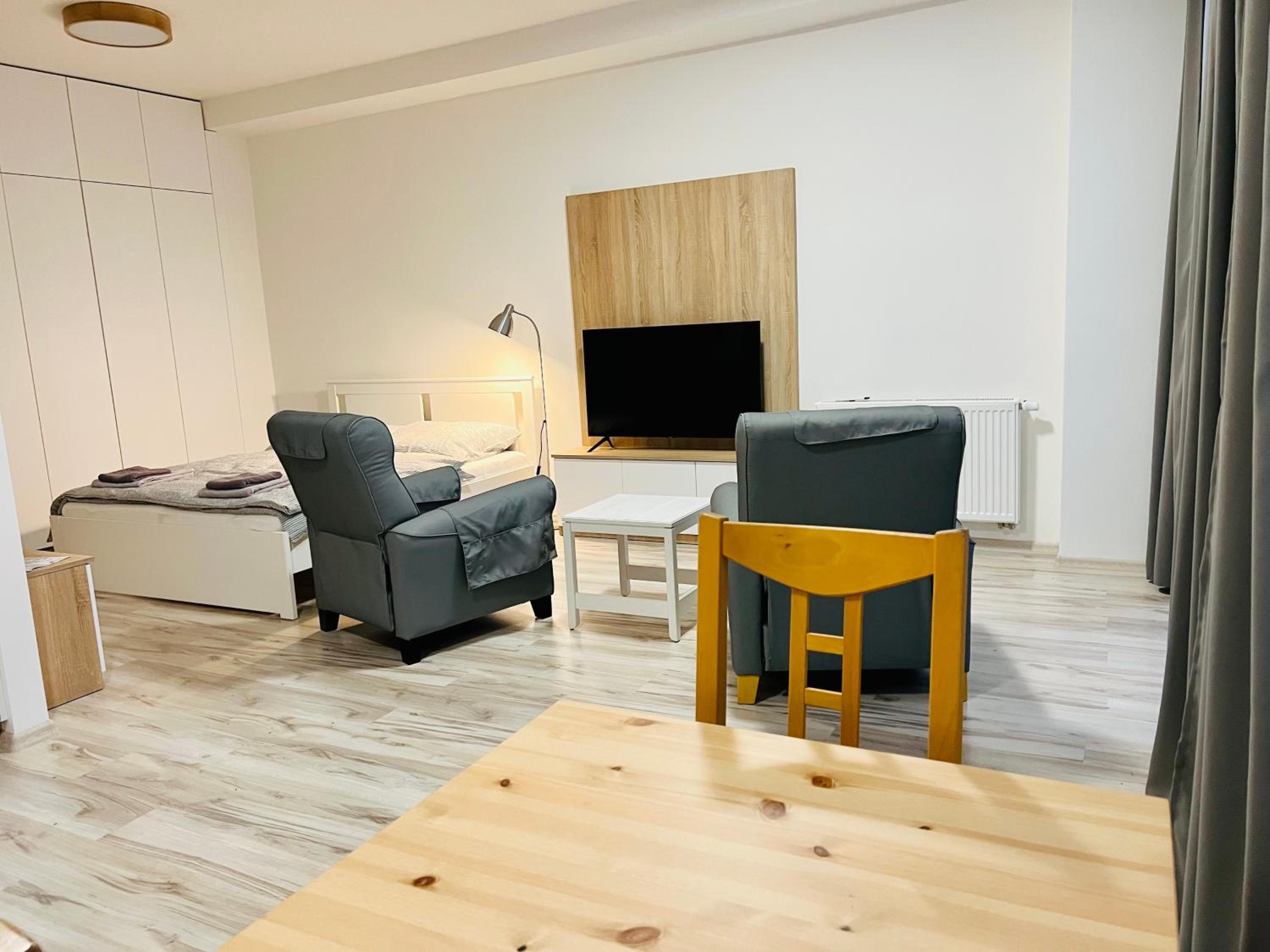 One-Bedroom Apartment - Photo 21