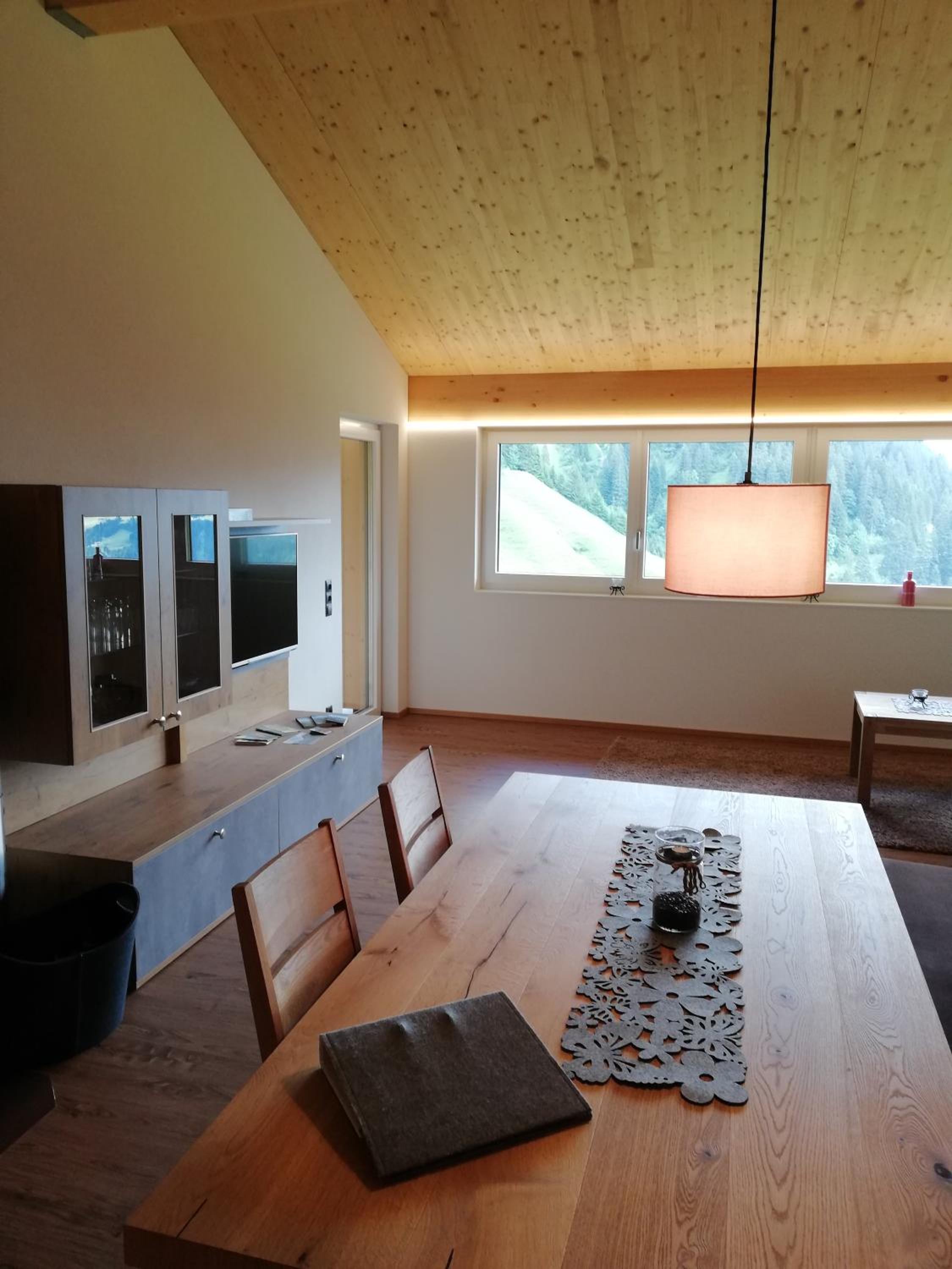 Apartment with Mountain View - Photo 19